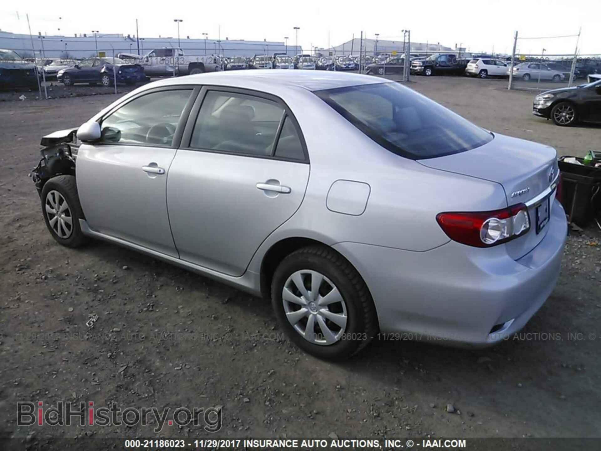 2011 Toyota Corolla - VIN: 2T1BU4EE5BC722677 - Фото 3