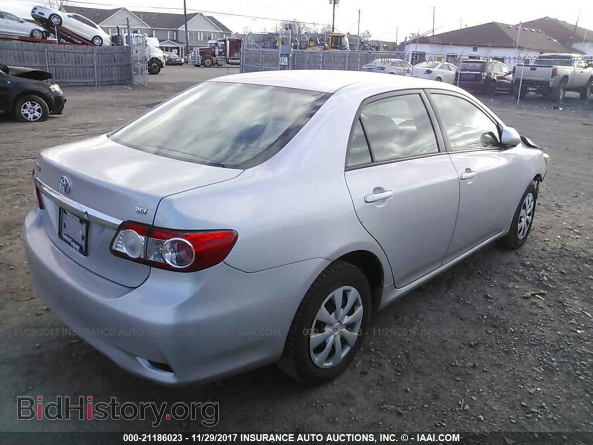 2011 Toyota Corolla - VIN: 2T1BU4EE5BC722677 - Фото 4