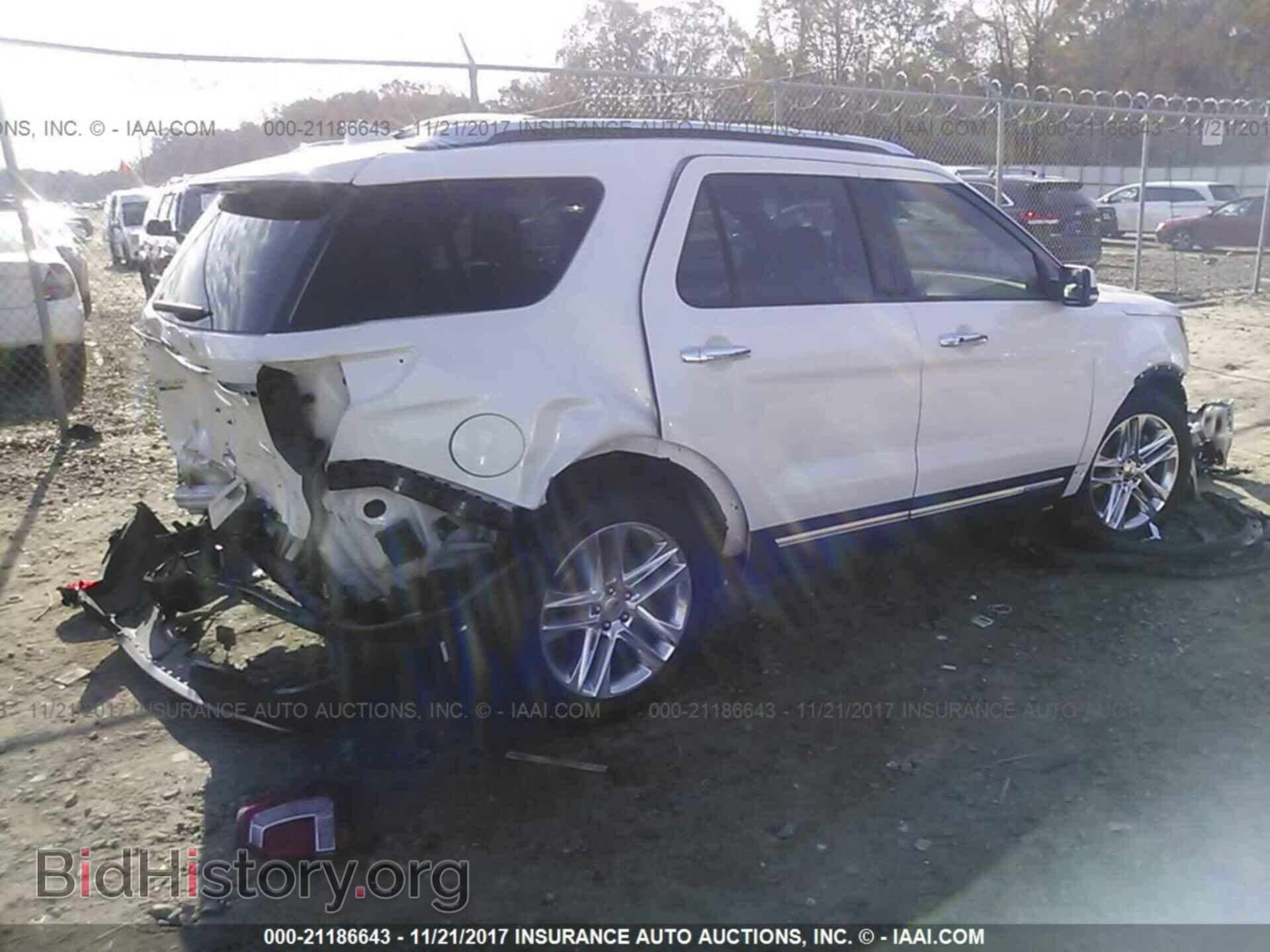 2016 Ford Explorer - VIN: 1FM5K7F88GGA93482 - Photo 4
