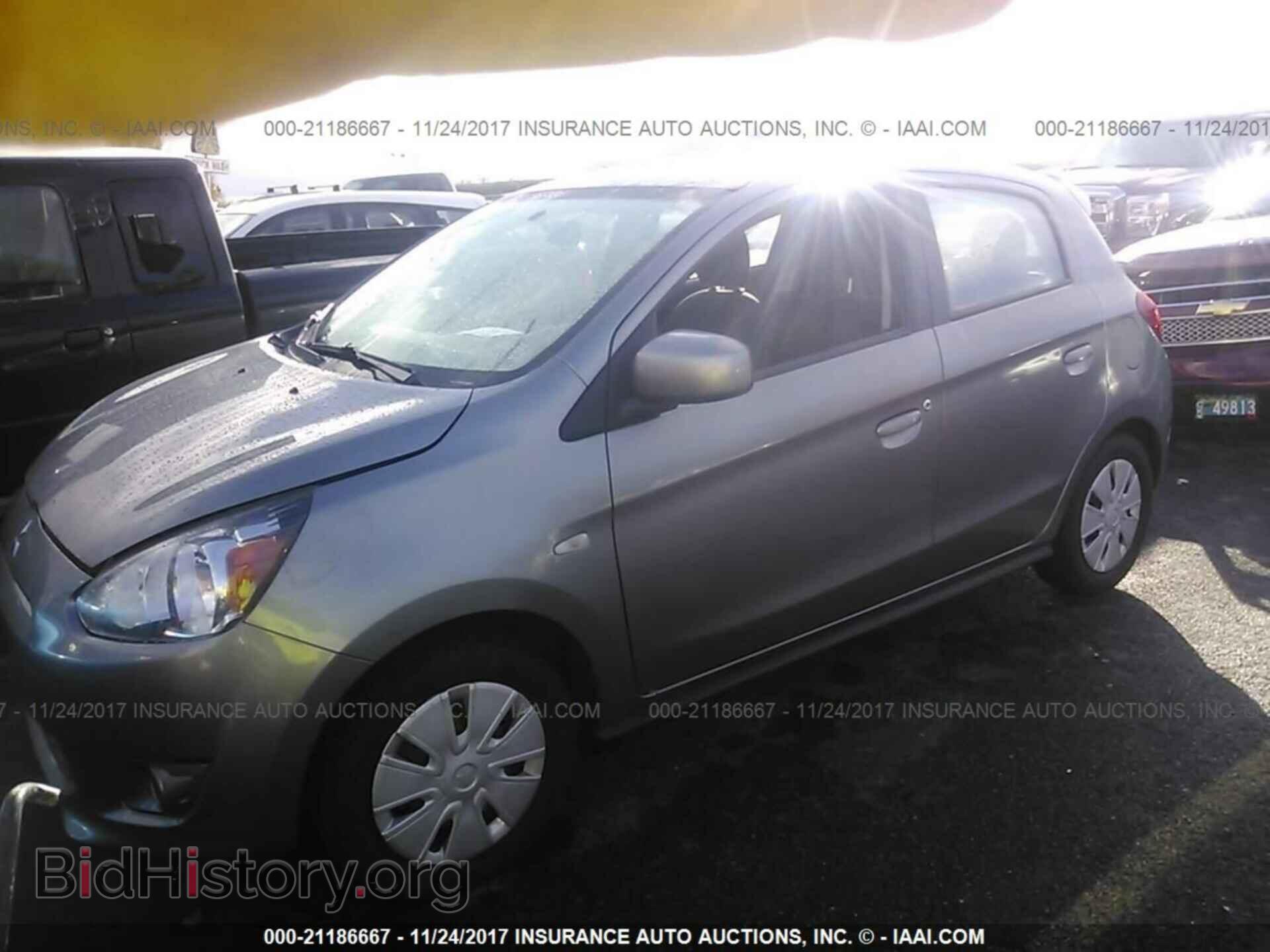 2015 Mitsubishi Mirage - VIN: ML32A3HJXFH047876 - Фото 2
