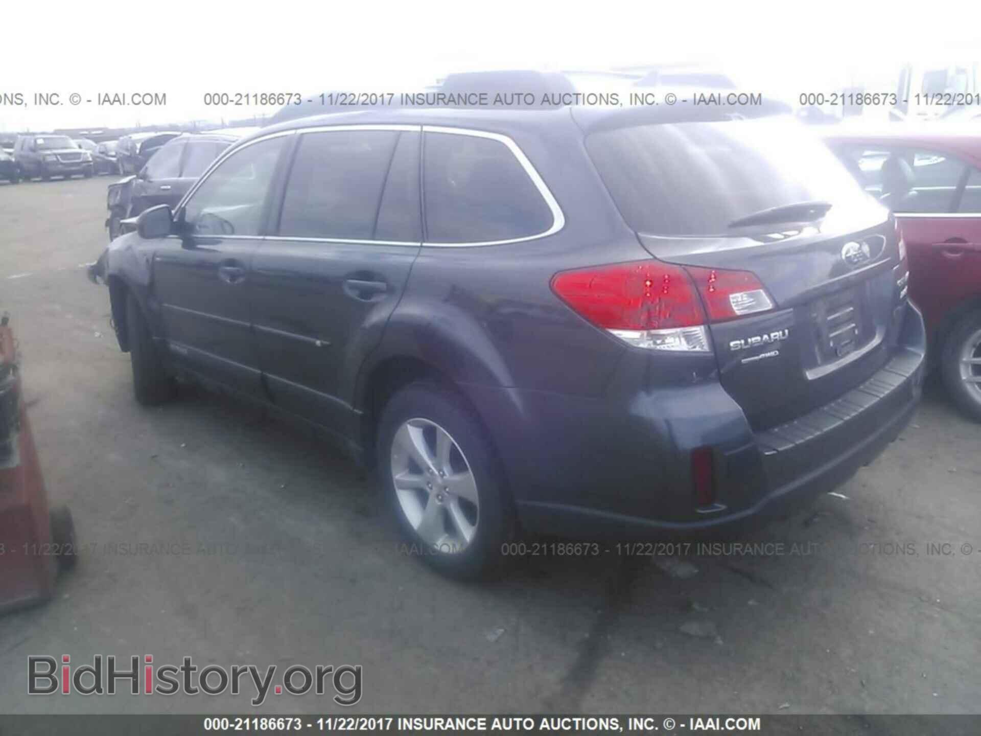 2013 Subaru Outback - VIN: 4S4BRBKC8D3323441 - Photo 3