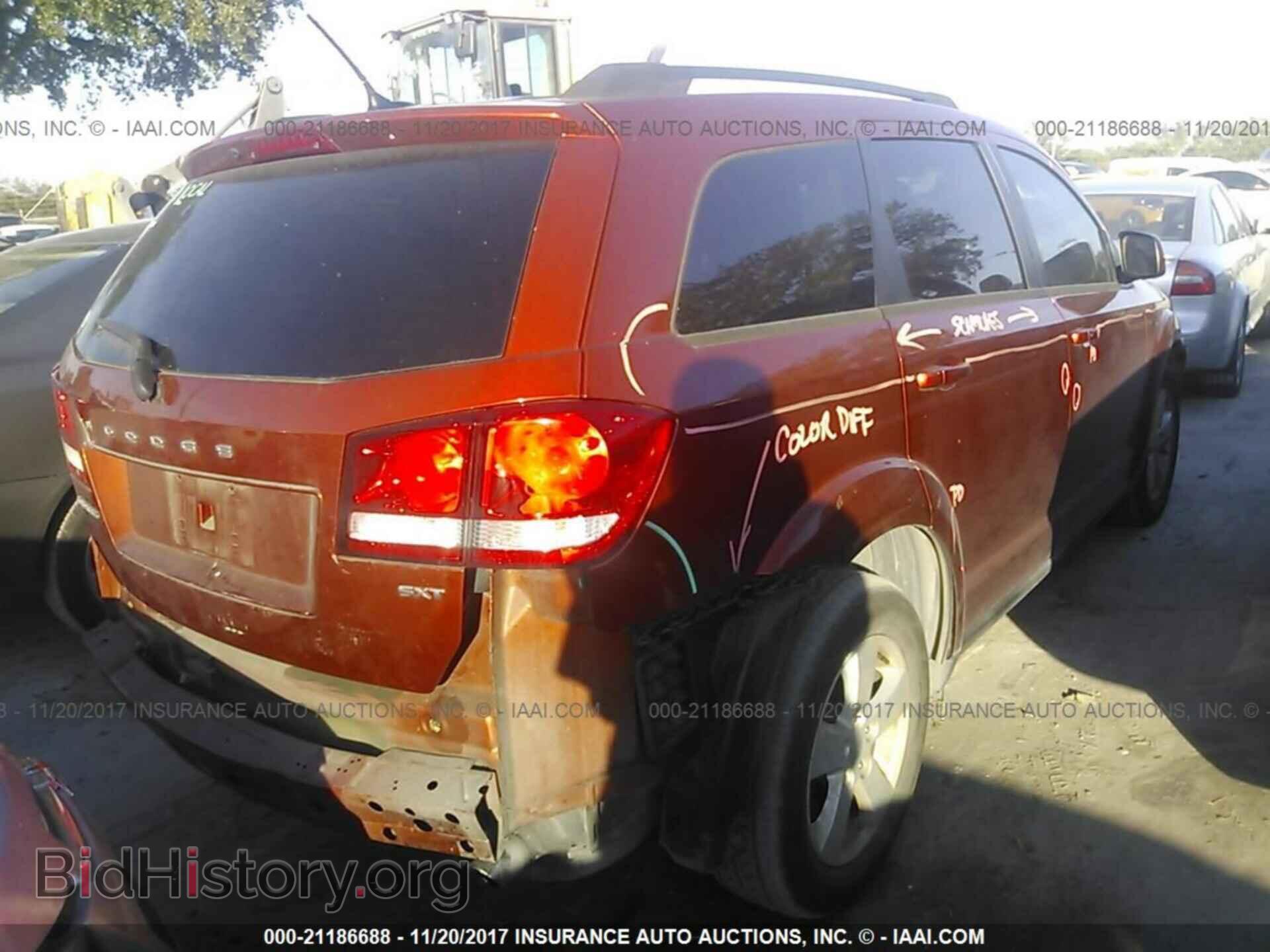 2012 Dodge Journey - VIN: 3C4PDCBB0CT374165 - Фото 4