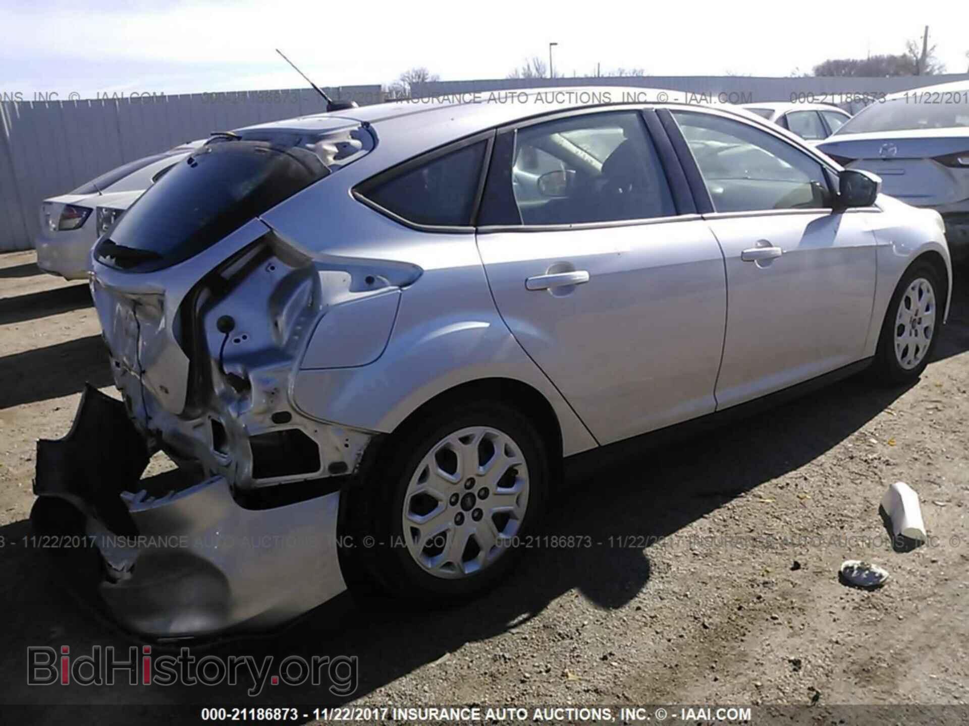 2012 Ford Focus - VIN: 1FAHP3K22CL320962 - Фото 4