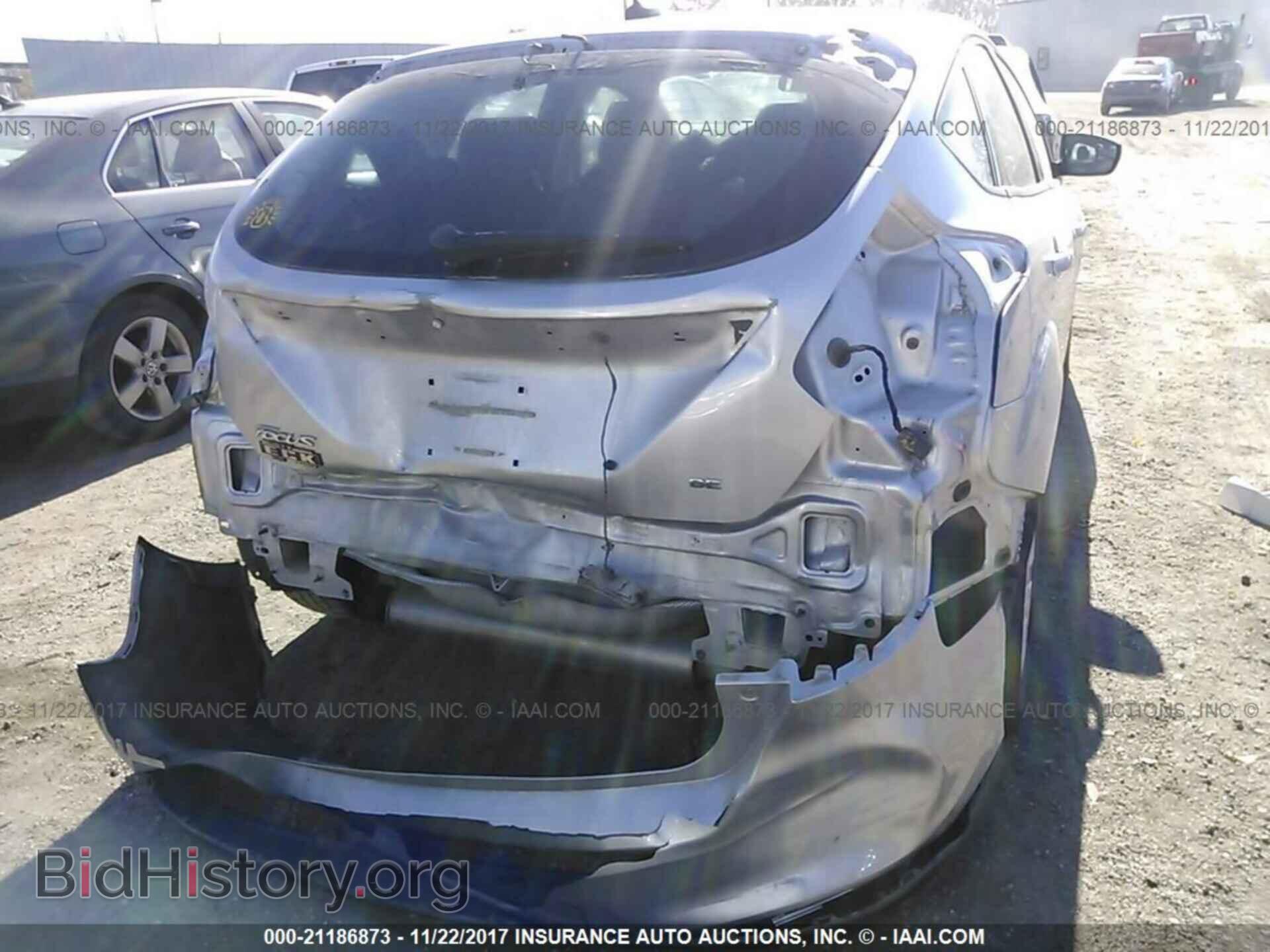 2012 Ford Focus - VIN: 1FAHP3K22CL320962 - Фото 6