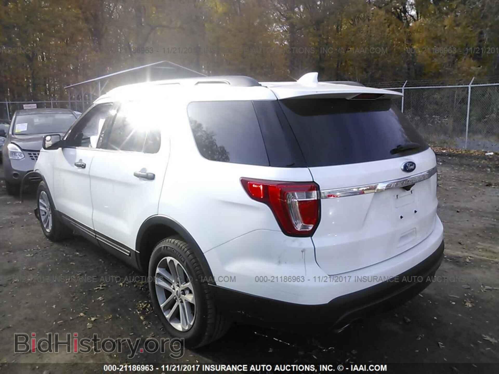 2017 Ford Explorer - VIN: 1FM5K7B83HGC75307 - Photo 3