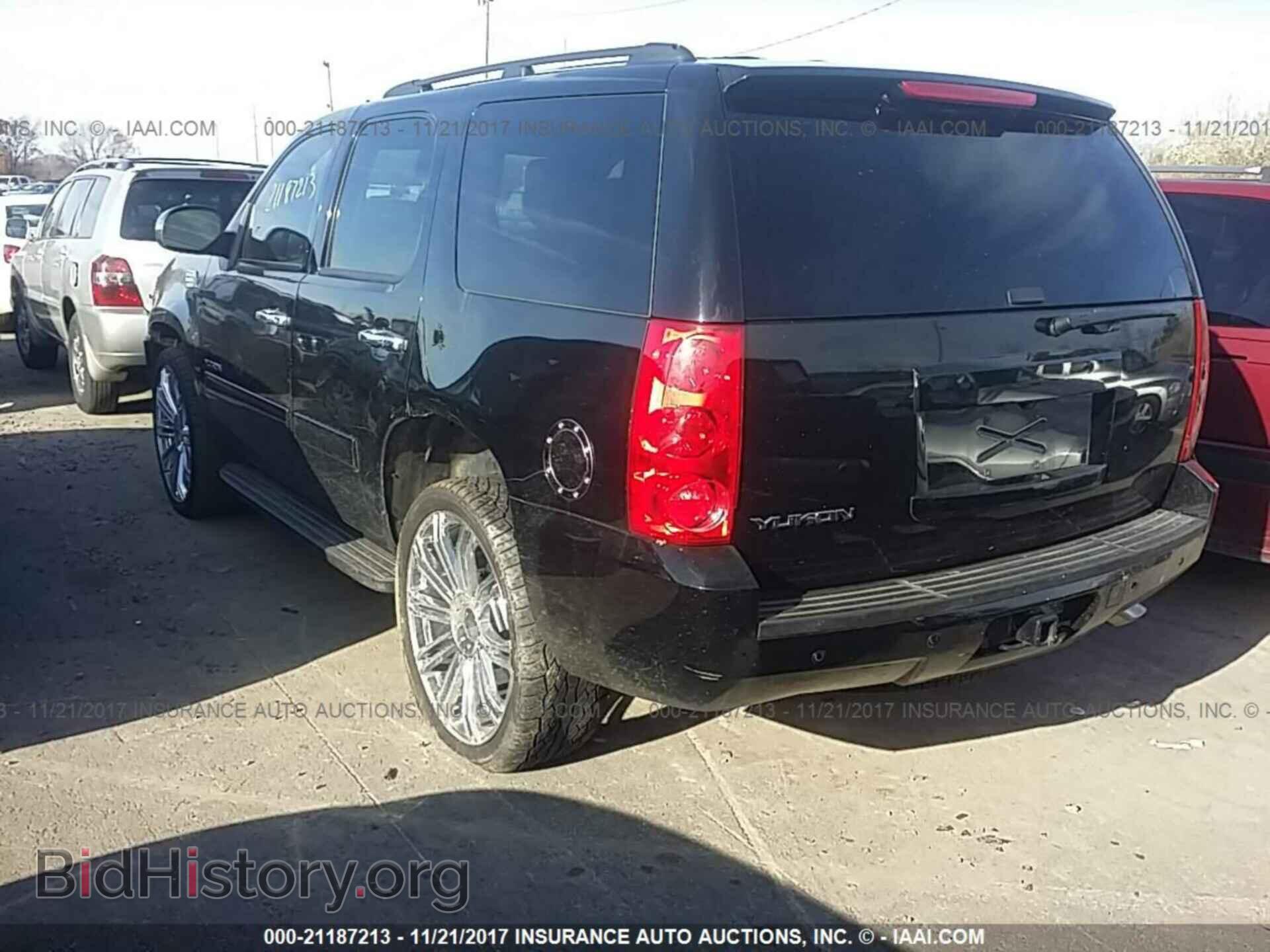 2012 Gmc Yukon - VIN: 1GKS1CE0XCR307678 - Фото 3