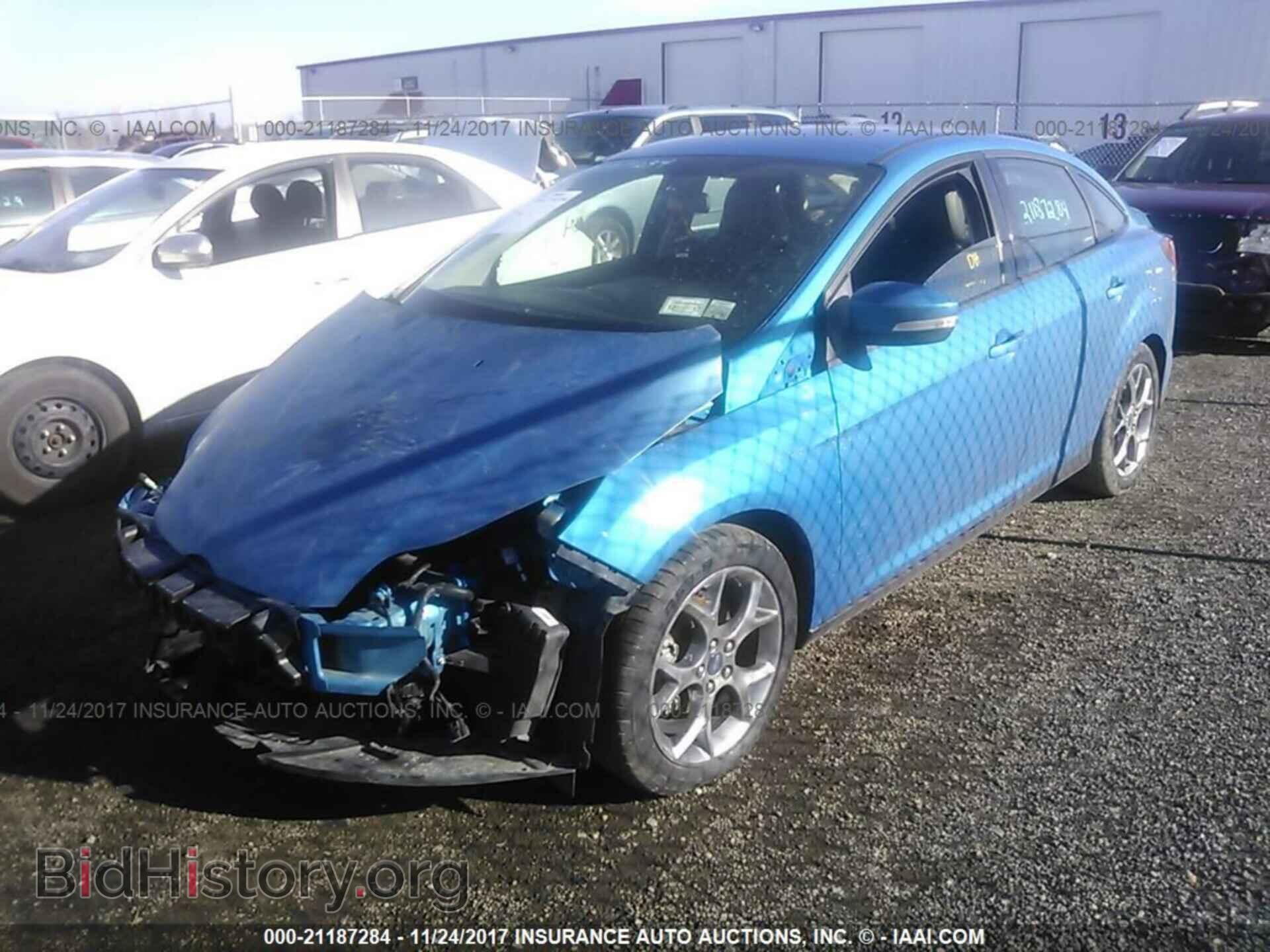 2014 Ford Focus - VIN: 1FADP3F28EL379980 - Photo 2
