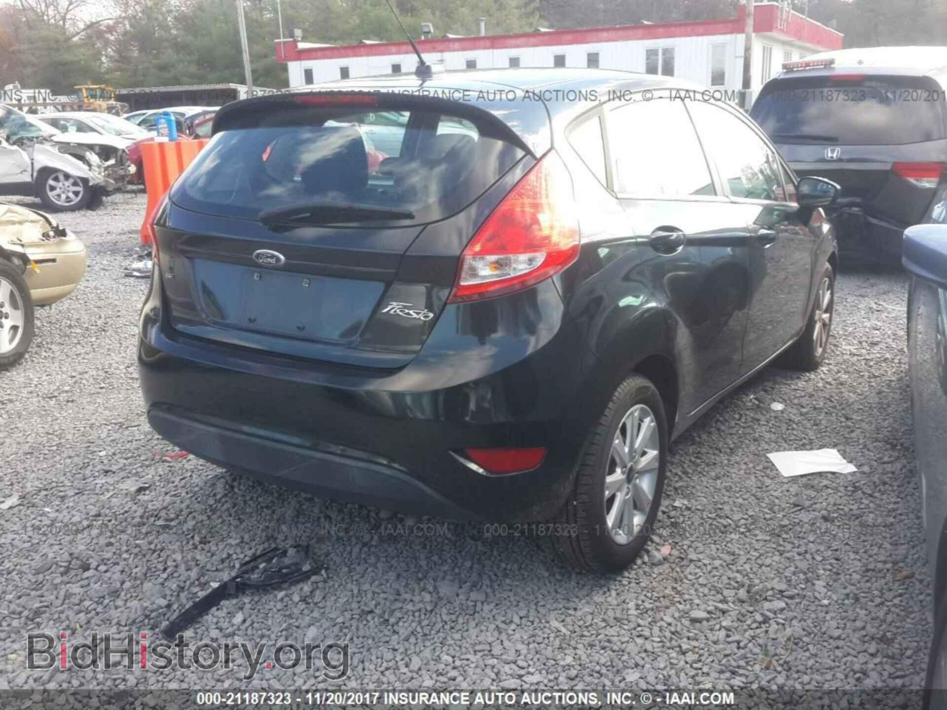 2011 Ford Fiesta - VIN: 3FADP4EJ3BM147585 - Фото 4