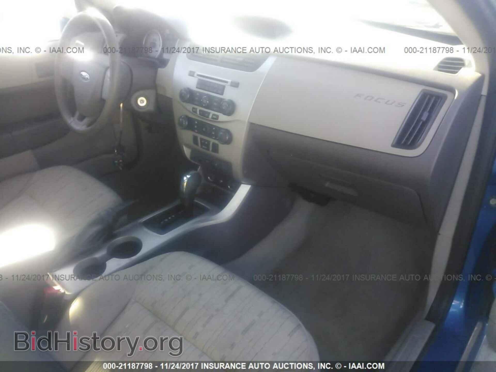 2011 Ford Focus - VIN: 1FAHP3FN4BW101891 - Фото 5
