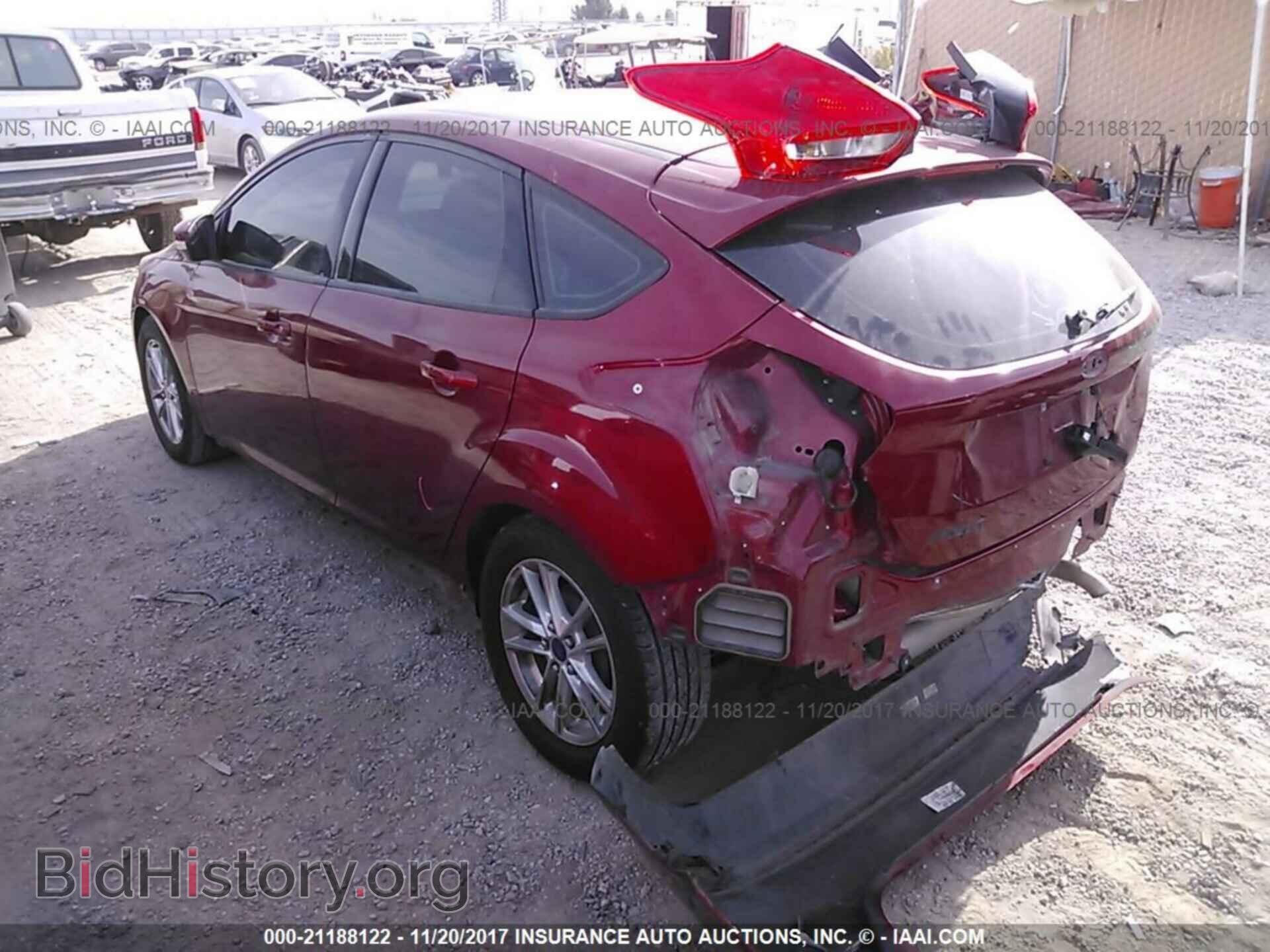 2015 Ford Focus - VIN: 1FADP3K22FL318728 - Photo 3
