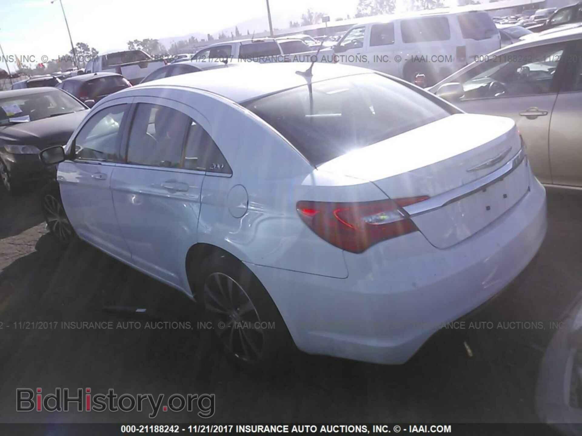 2013 Chrysler 200 - VIN: 1C3CCBBB0DN584783 - Photo 3
