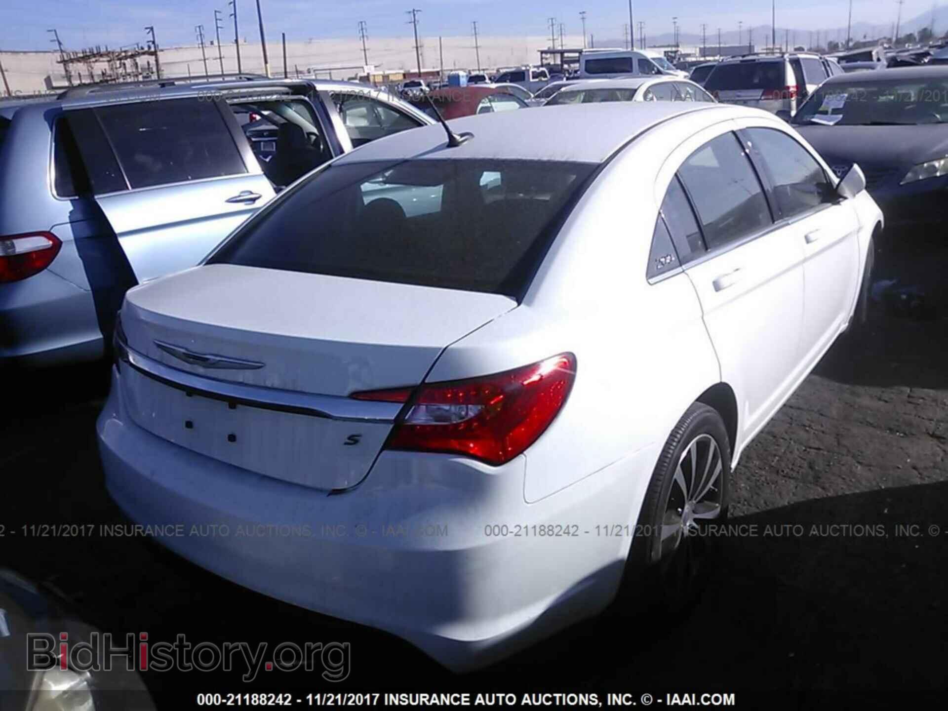 2013 Chrysler 200 - VIN: 1C3CCBBB0DN584783 - Photo 4