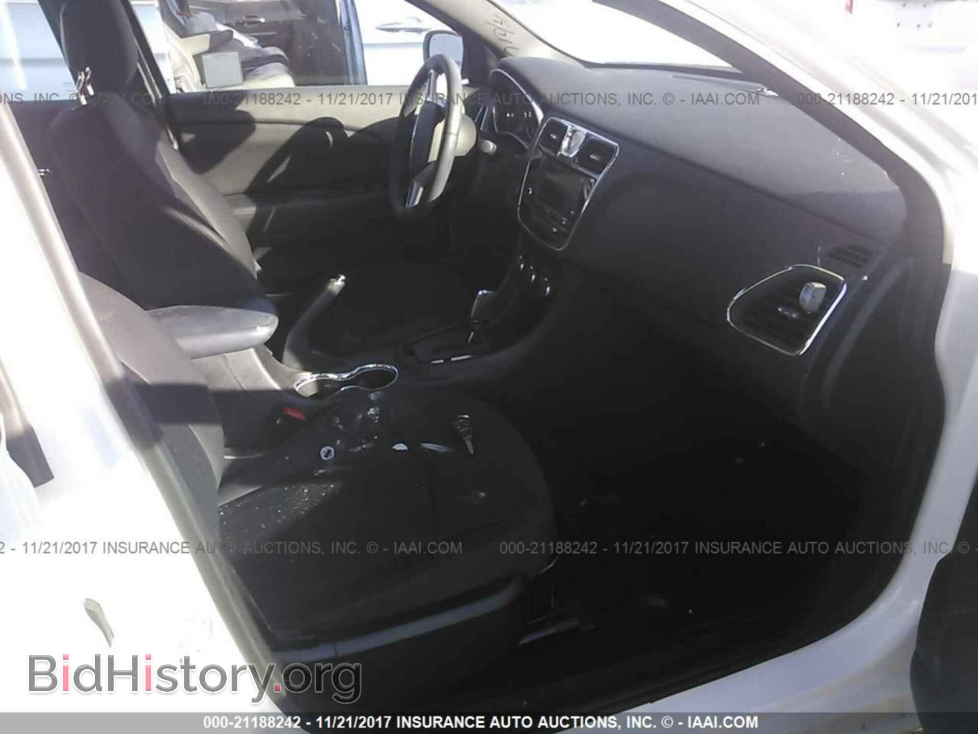2013 Chrysler 200 - VIN: 1C3CCBBB0DN584783 - Photo 5