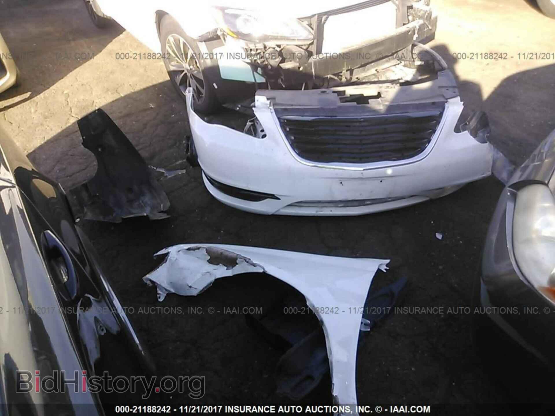 2013 Chrysler 200 - VIN: 1C3CCBBB0DN584783 - Photo 6
