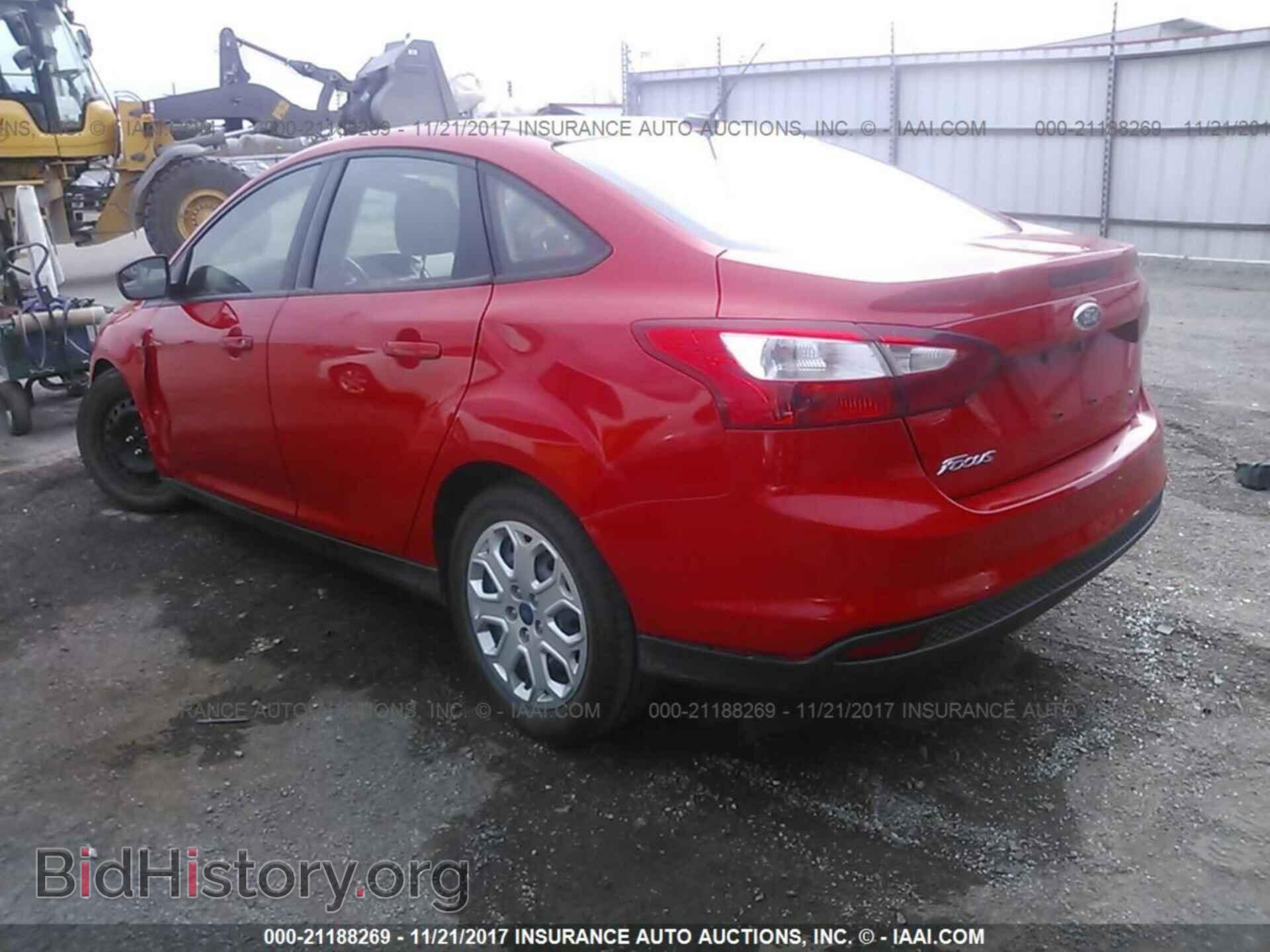 2012 Ford Focus - VIN: 1FAHP3F29CL131879 - Photo 3