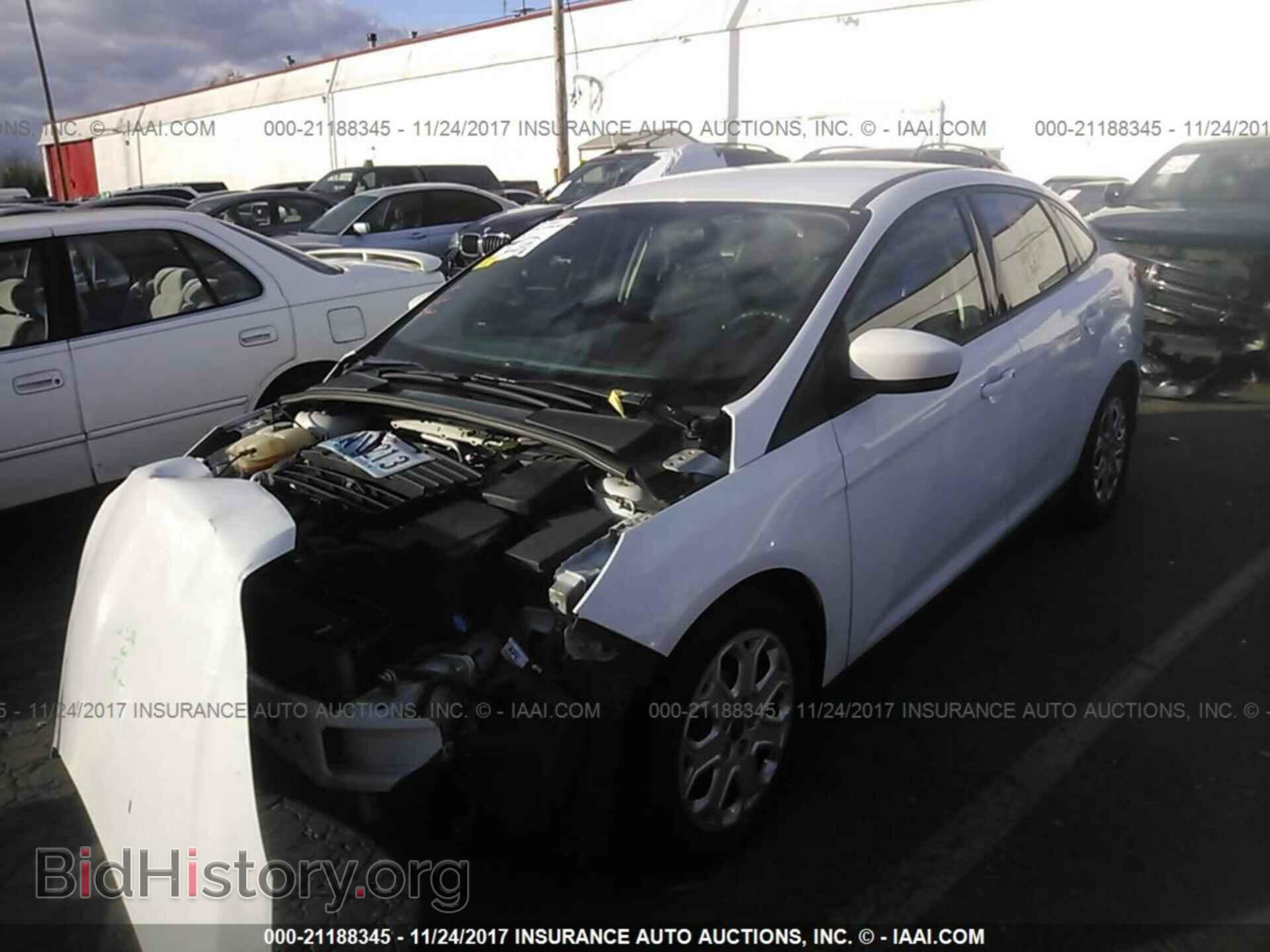 2012 Ford Focus - VIN: 1FAHP3F25CL212068 - Photo 2