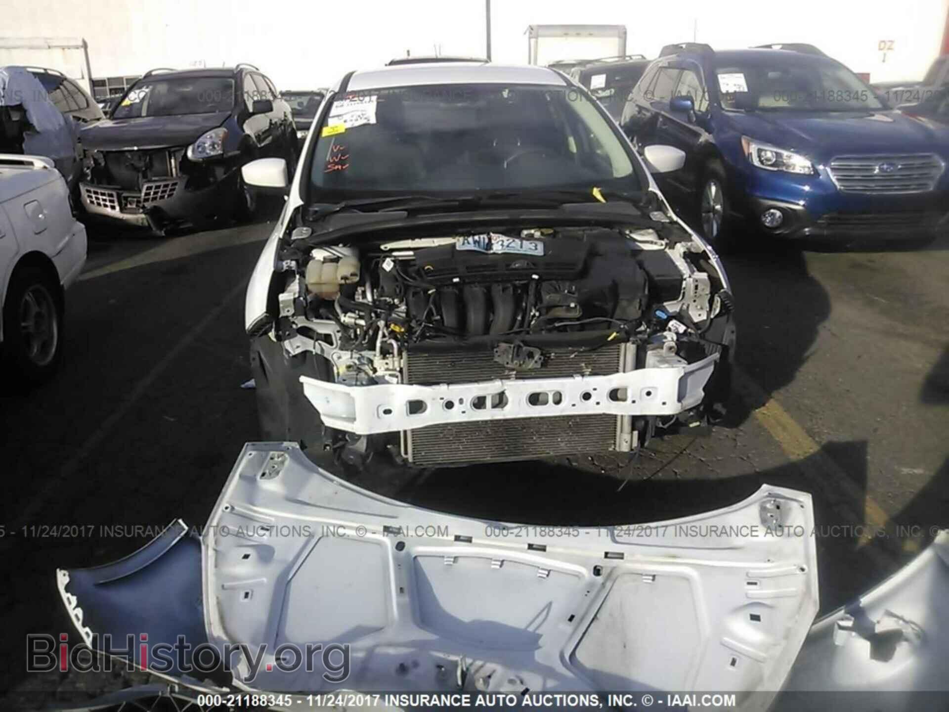 2012 Ford Focus - VIN: 1FAHP3F25CL212068 - Photo 6