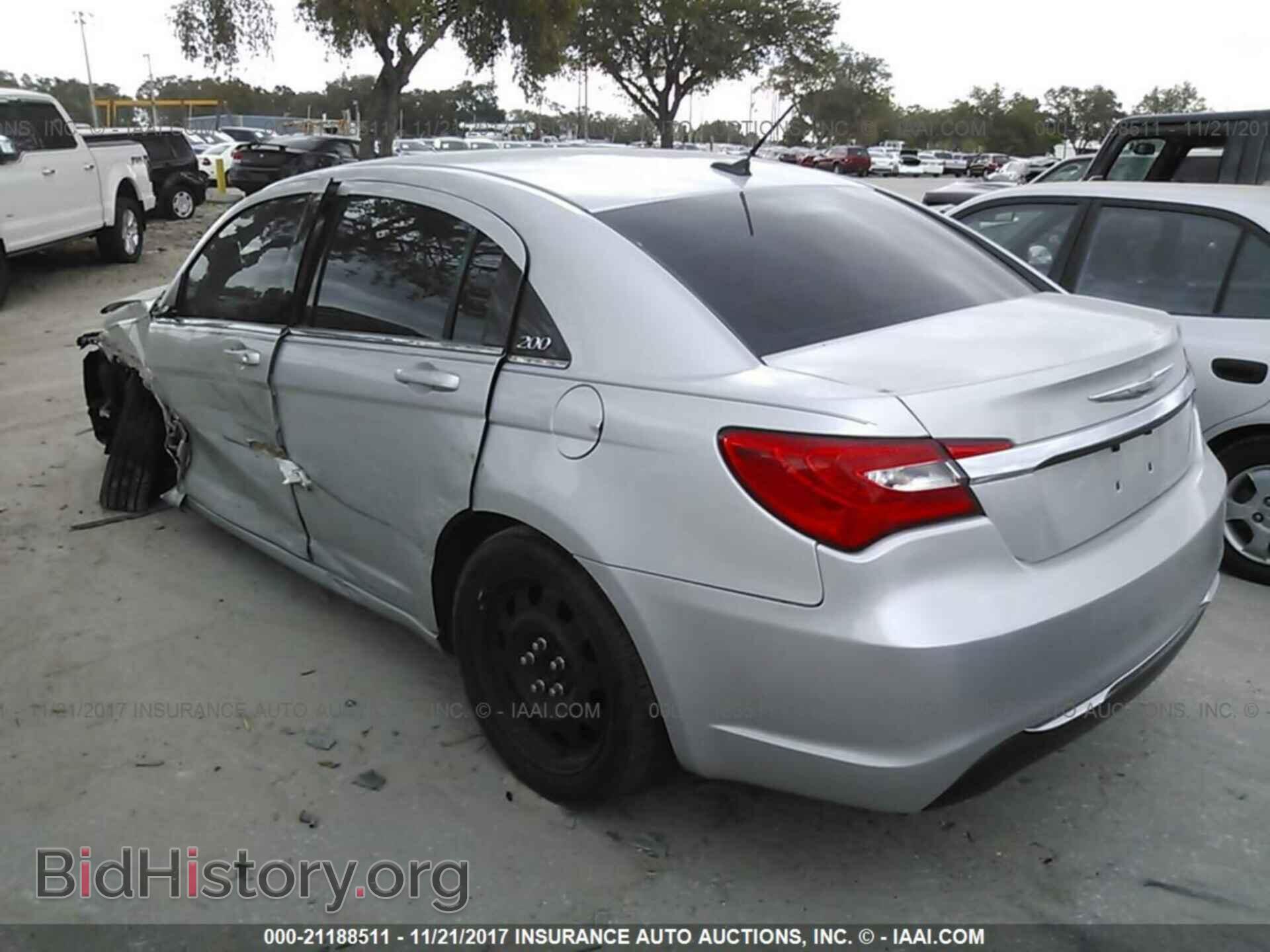 2012 Chrysler 200 - VIN: 1C3CCBAB9CN292002 - Фото 3