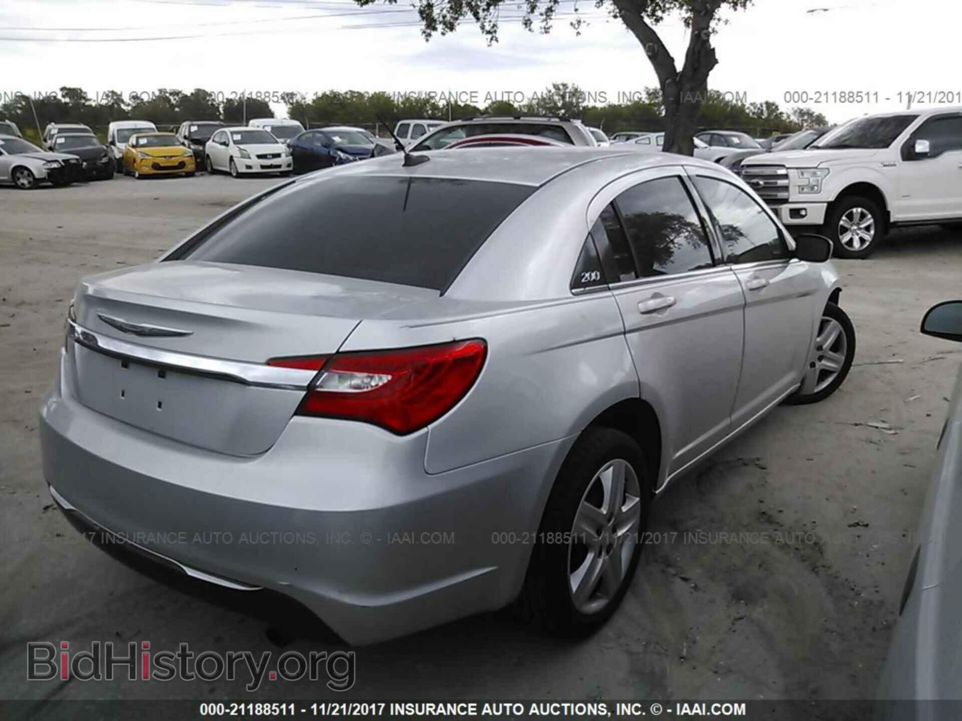 2012 Chrysler 200 - VIN: 1C3CCBAB9CN292002 - Фото 4