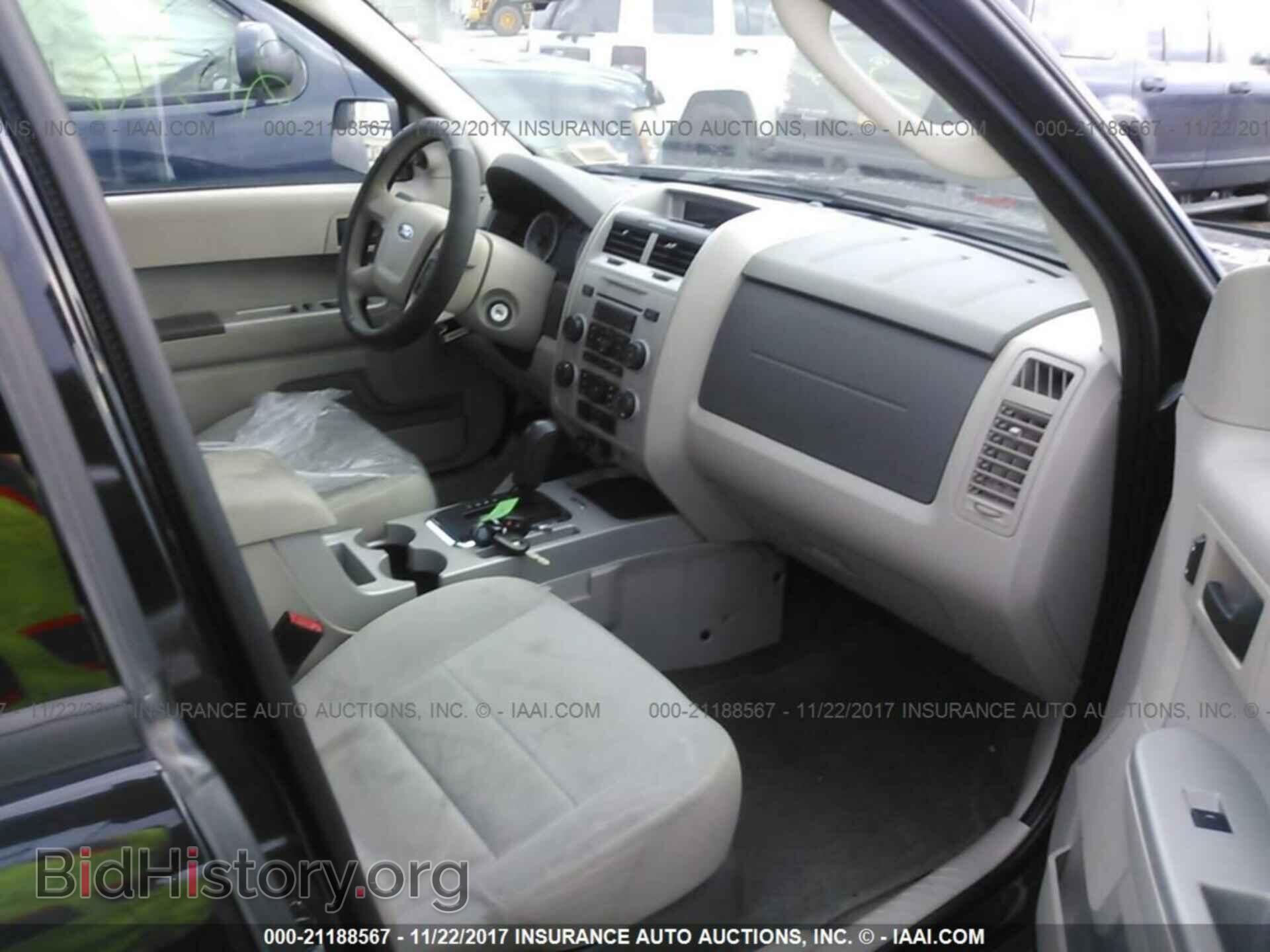 2011 Ford Escape - VIN: 1FMCU9DG4BKA32109 - Фото 5