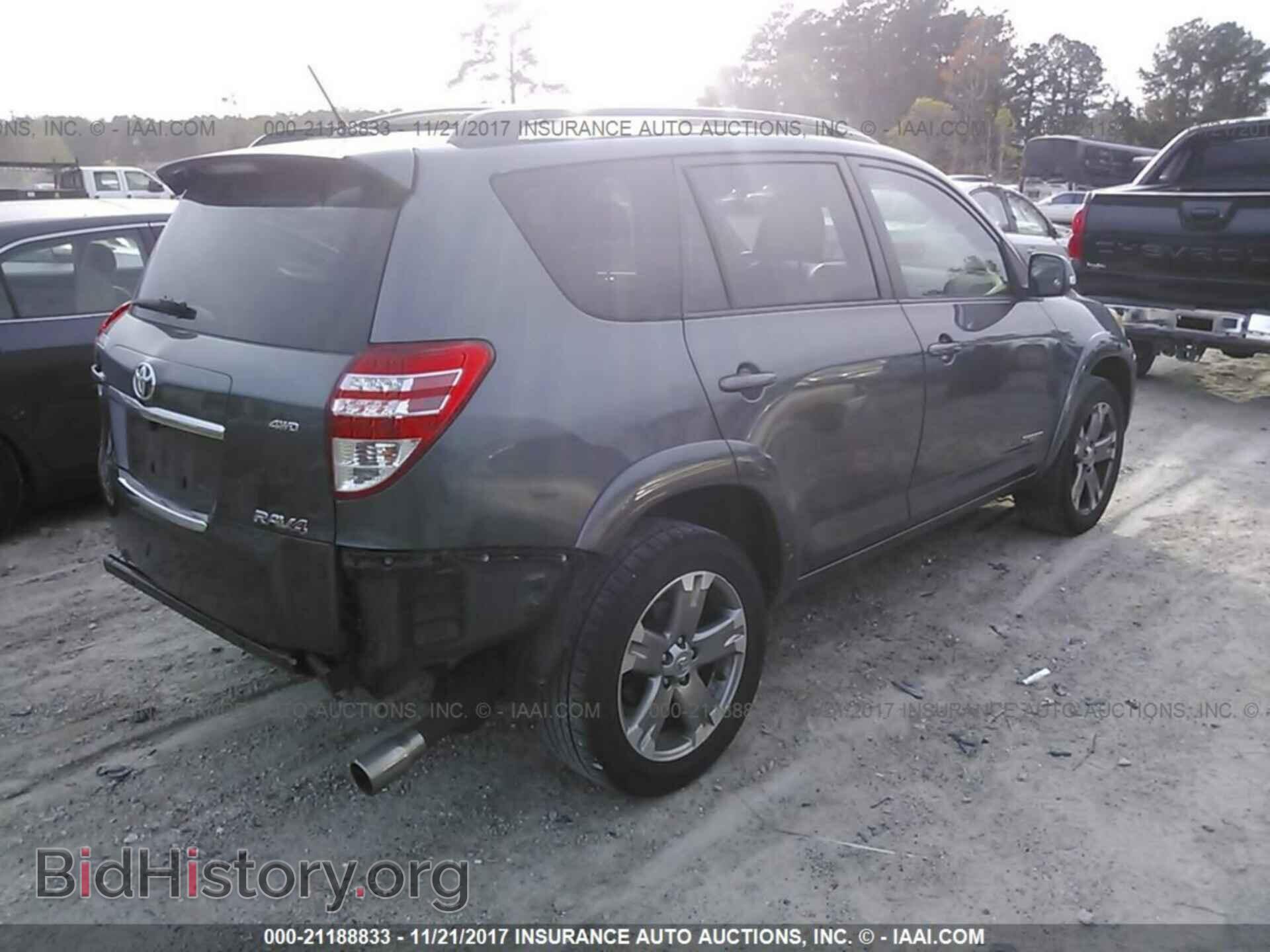 2011 Toyota Rav4 - VIN: JTMRF4DV2B5041920 - Фото 4