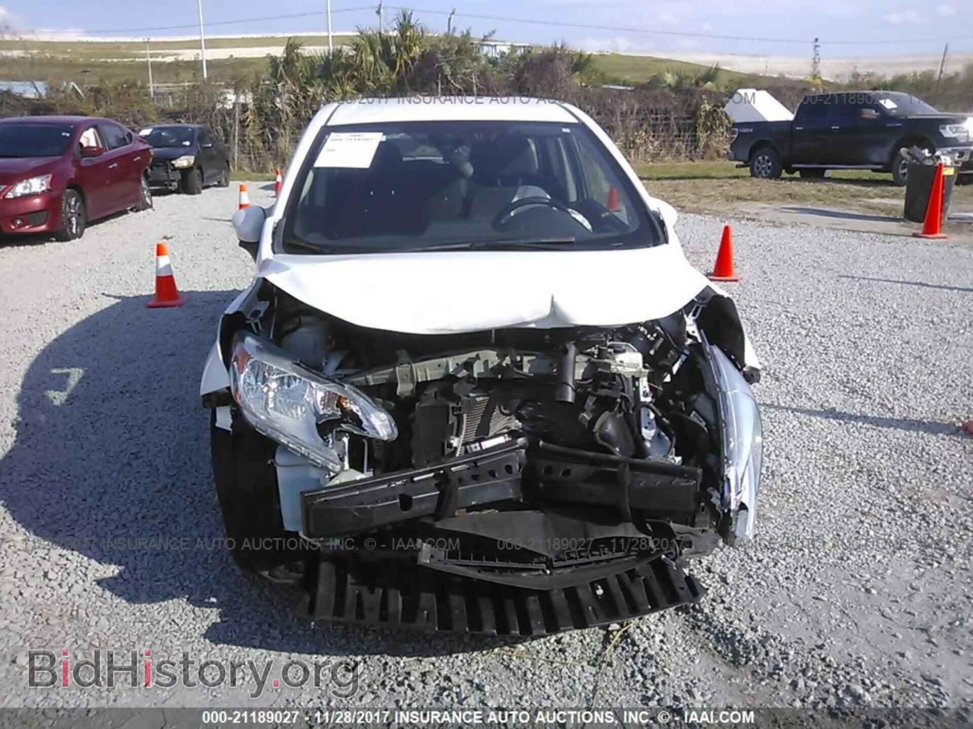 2015 Nissan Versa note - VIN: 3N1CE2CP0FL409973 - Photo 6