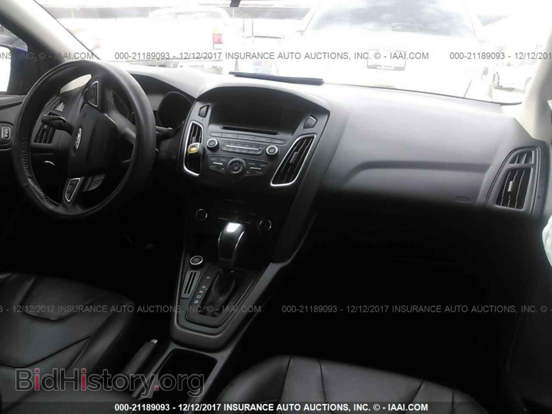 2015 Ford Focus - VIN: 1FADP3F29FL269599 - Photo 5