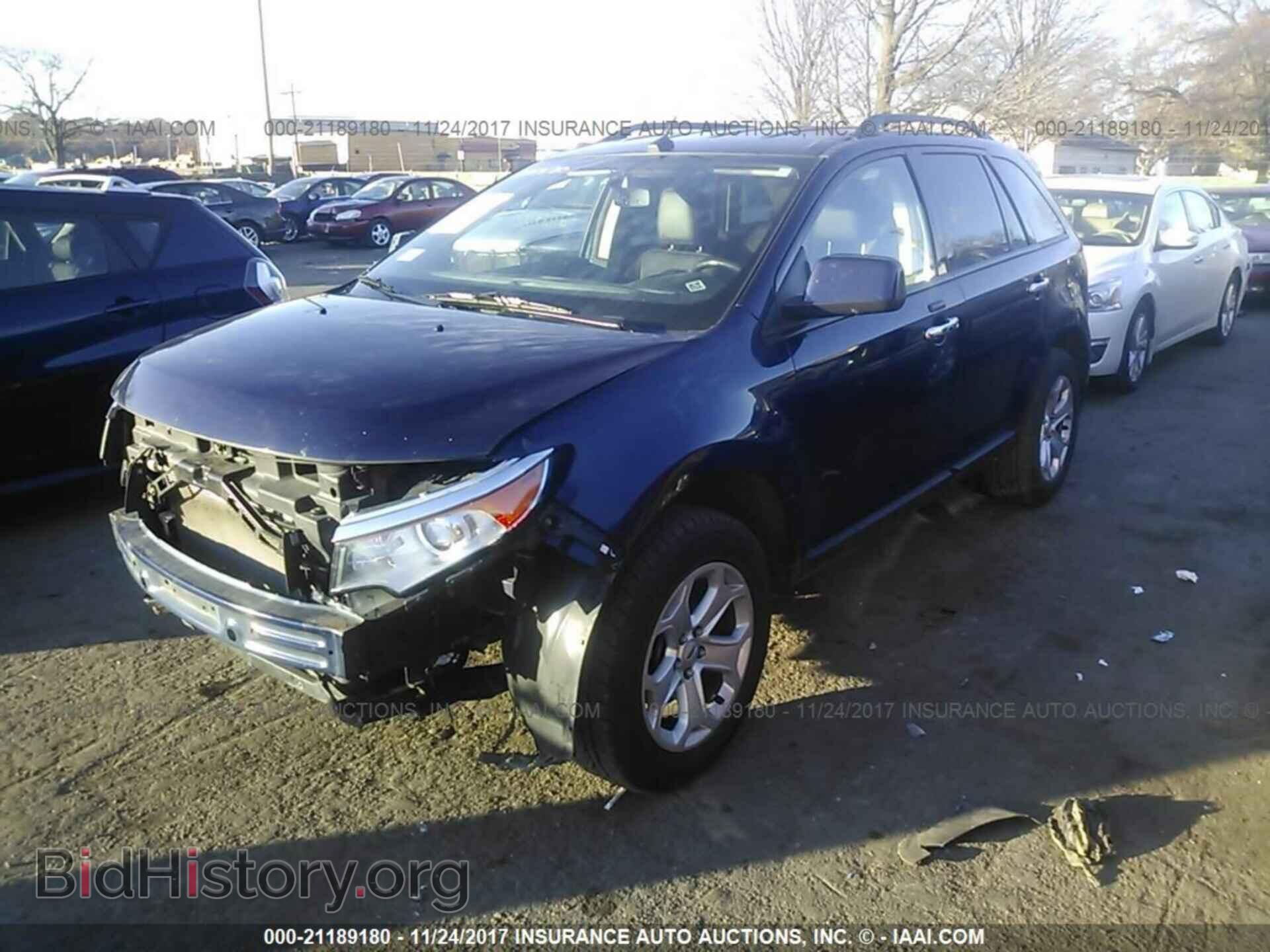 2011 Ford Edge - VIN: 2FMDK4JC5BBA39708 - Photo 2