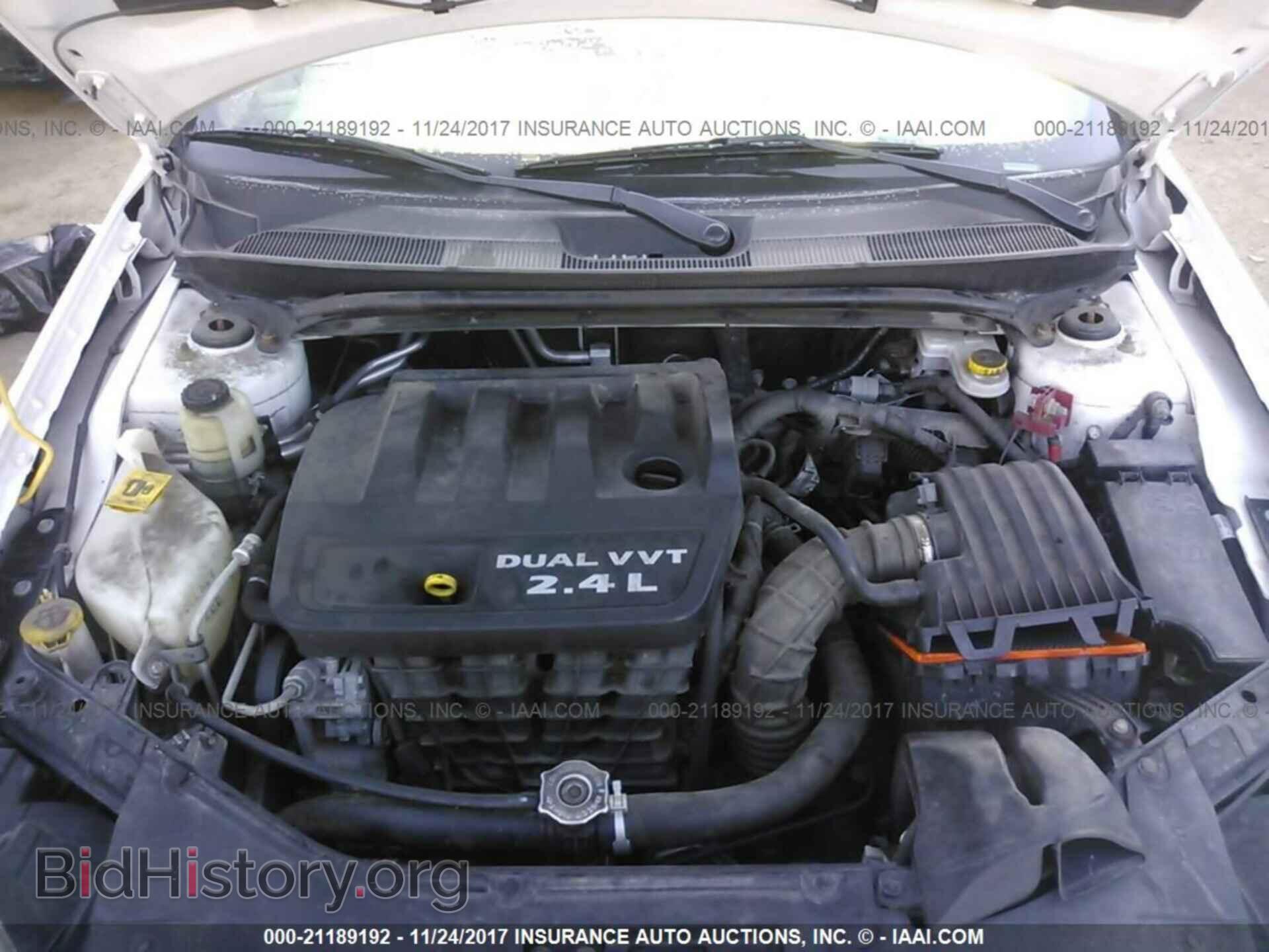 2013 Chrysler 200 - VIN: 1C3CCBBB0DN694717 - Photo 10