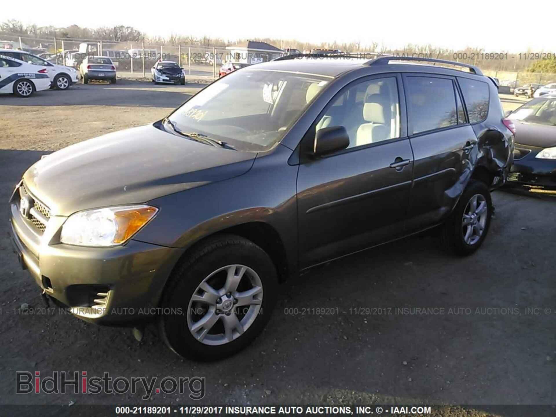 2012 Toyota Rav4 - VIN: 2T3BF4DVXCW247417 - Фото 2