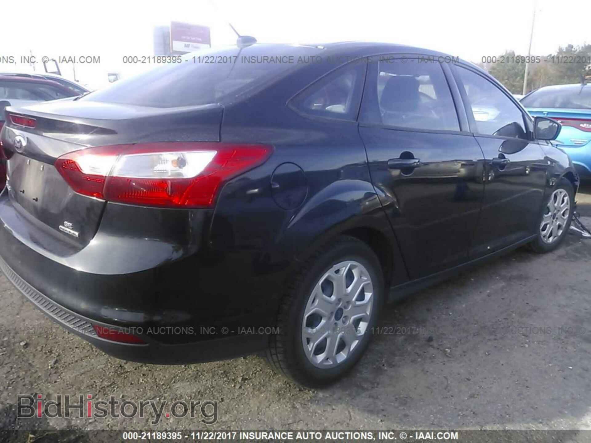 2012 Ford Focus - VIN: 1FAHP3F26CL377563 - Photo 4
