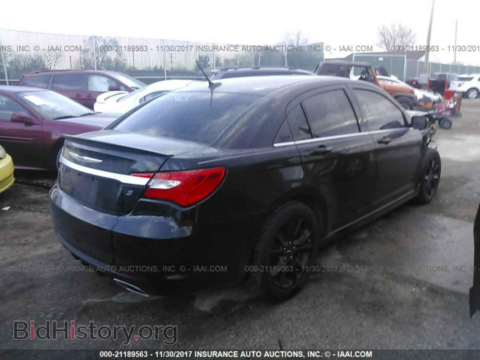 2014 Chrysler 200 - VIN: 1C3CCBCG5EN164612 - Фото 4