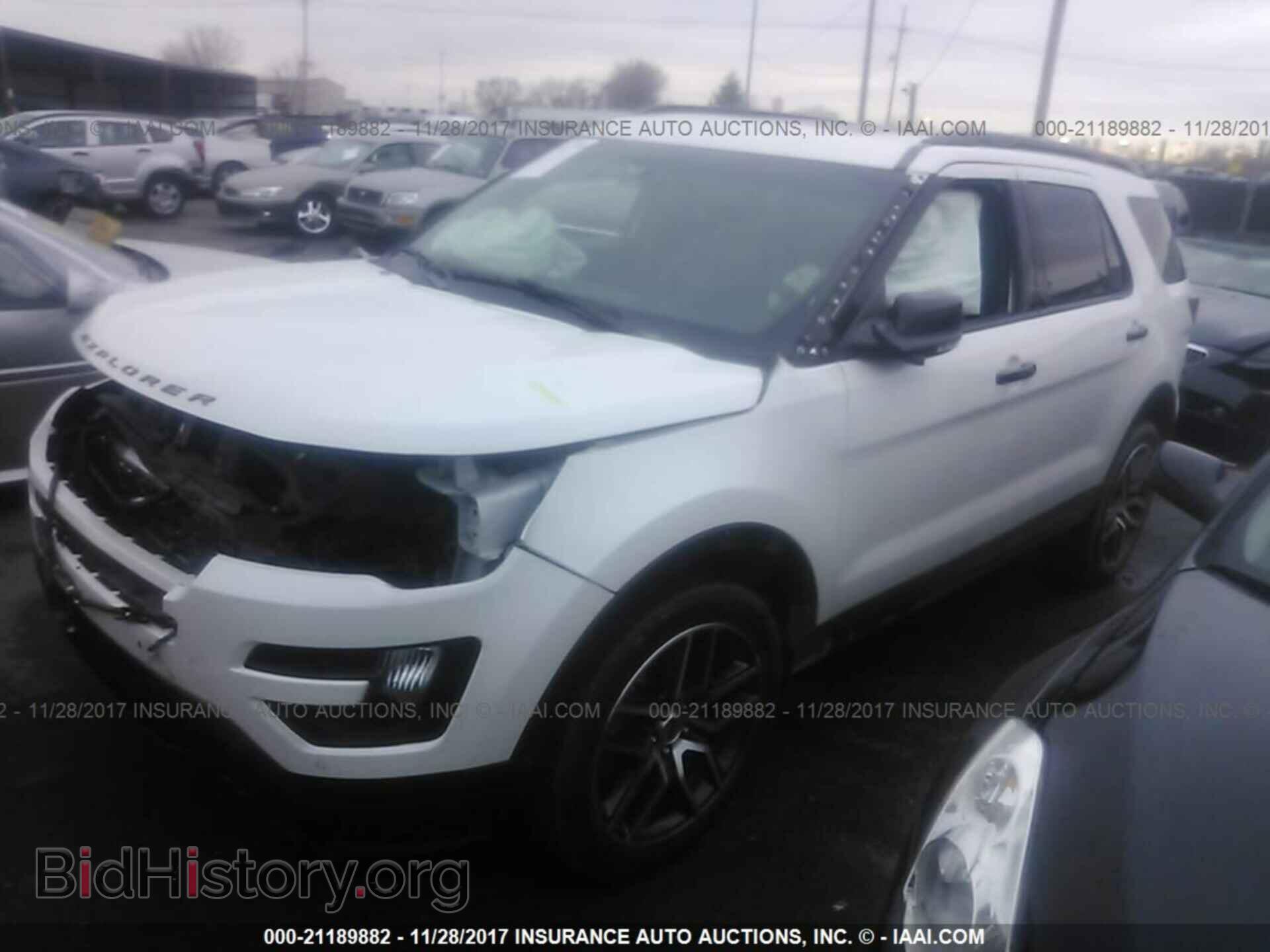 2016 Ford Explorer - VIN: 1FM5K8GT7GGA07359 - Фото 2