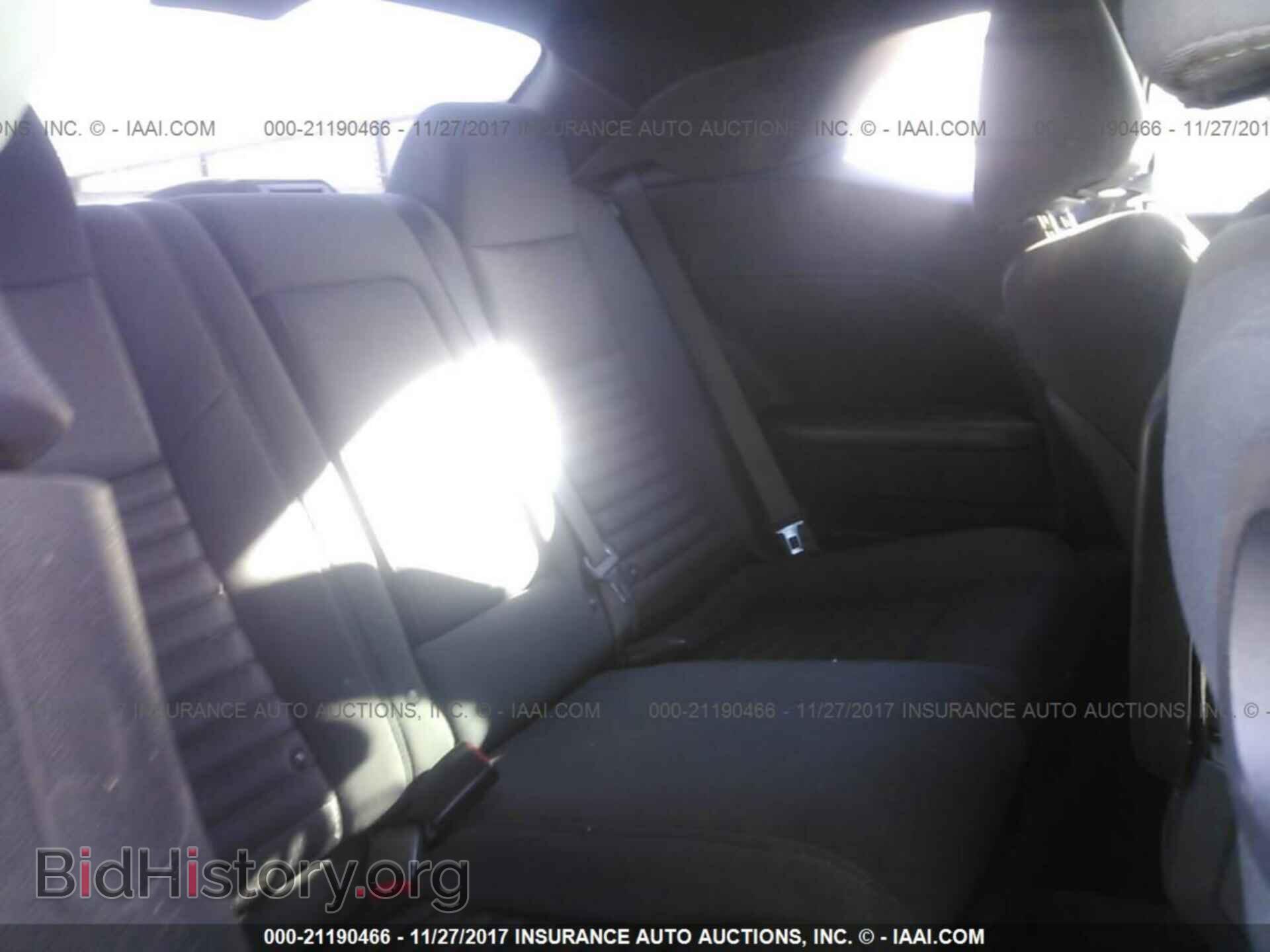 2012 Dodge Challenger - VIN: 2C3CDYAG5CH125012 - Photo 8