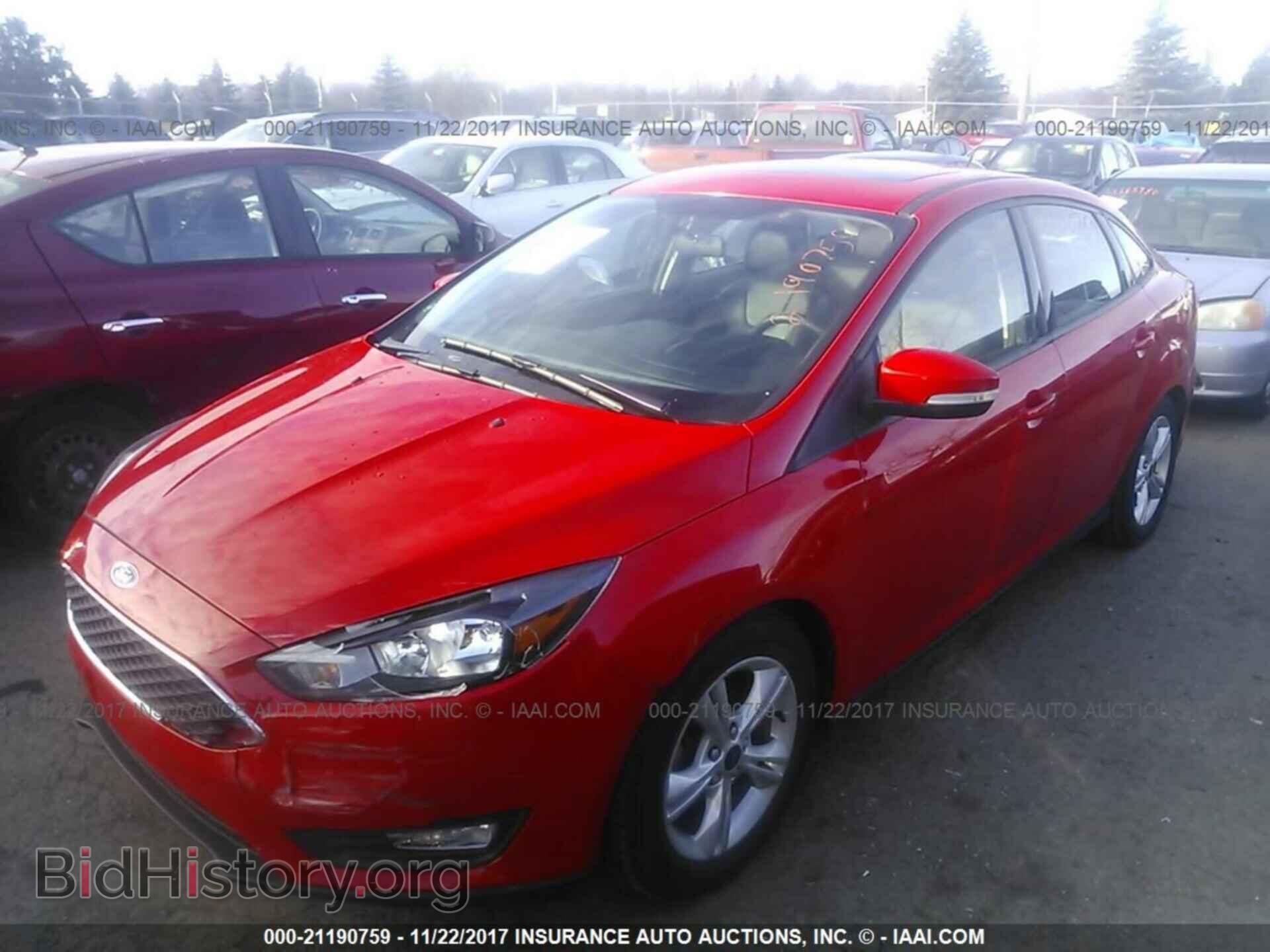 2016 Ford Focus - VIN: 1FADP3F23GL291485 - Photo 2