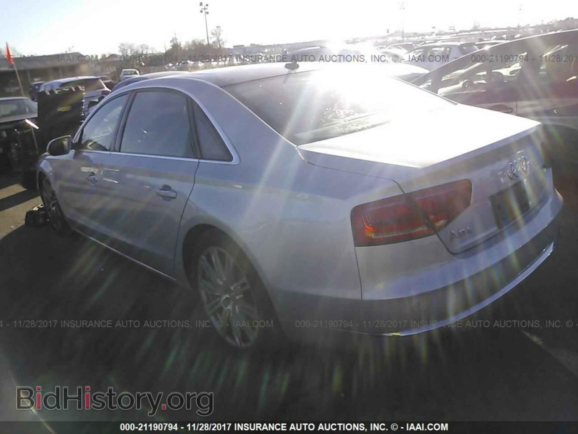 2012 Audi A8 - VIN: WAURVAFD0CN006586 - Фото 3