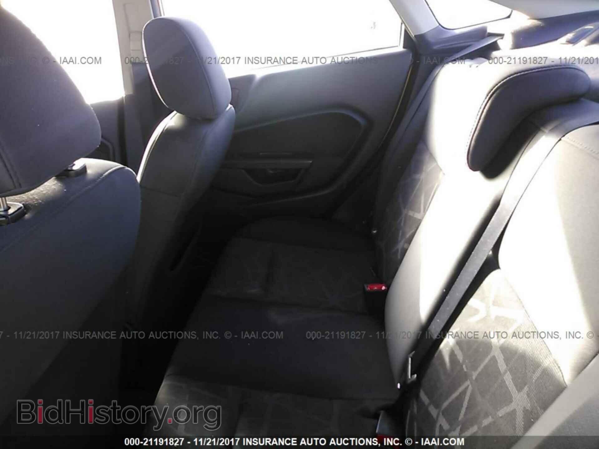 2011 Ford Fiesta - VIN: 3FADP4CJ8BM113273 - Фото 8