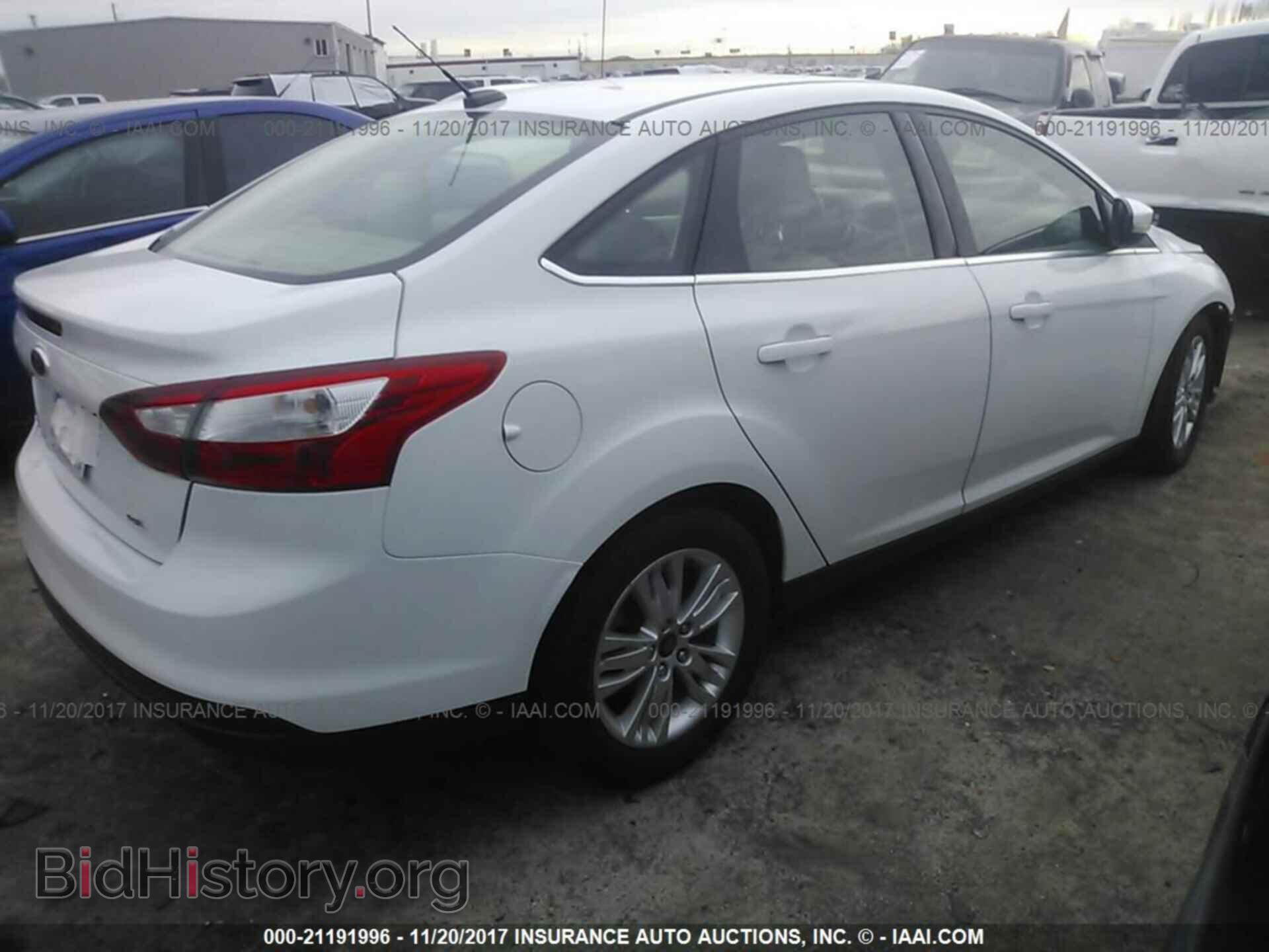 2012 Ford Focus - VIN: 1FAHP3H26CL132176 - Фото 4