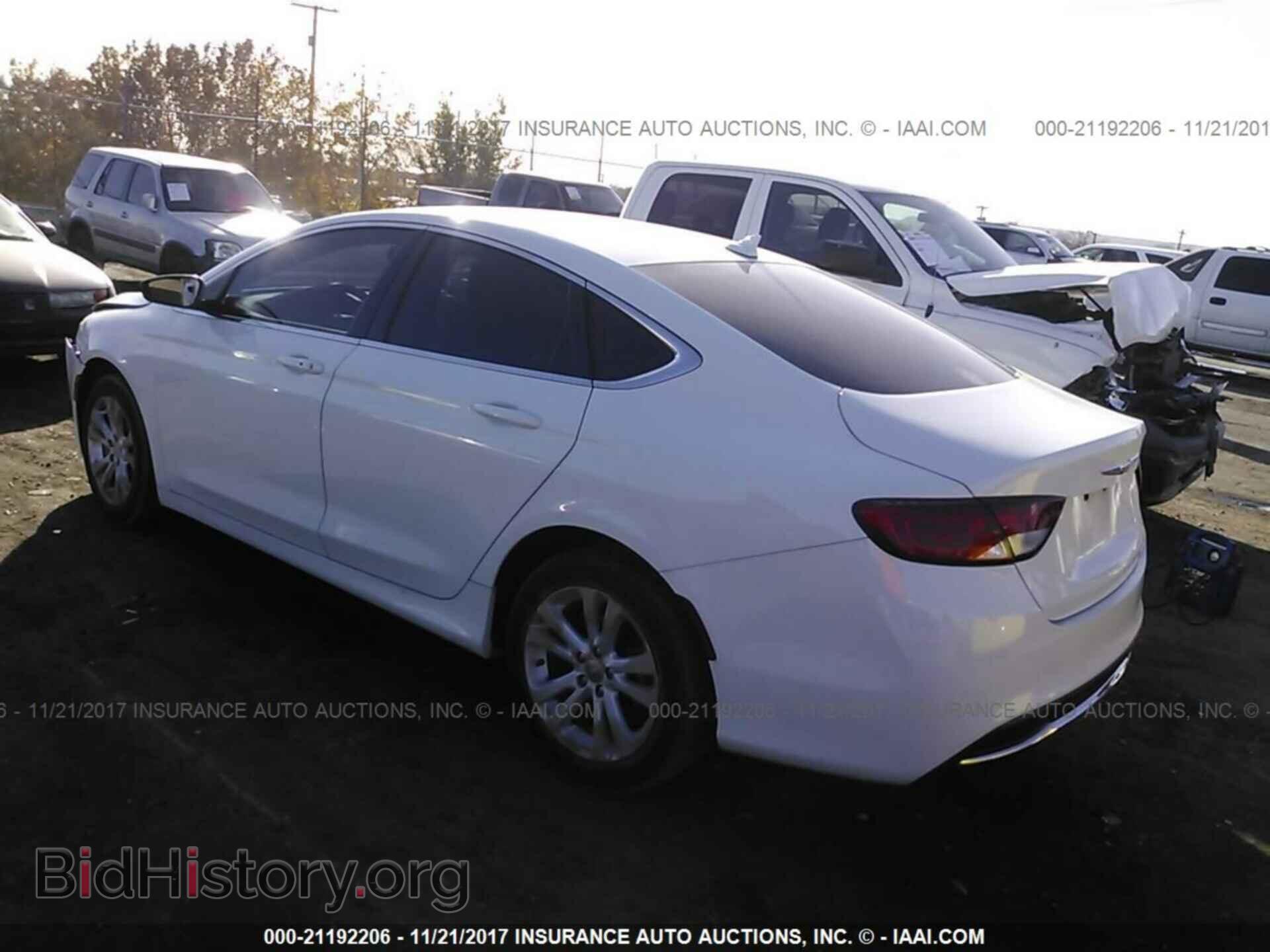 2015 Chrysler 200 - VIN: 1C3CCCAB3FN642105 - Фото 3