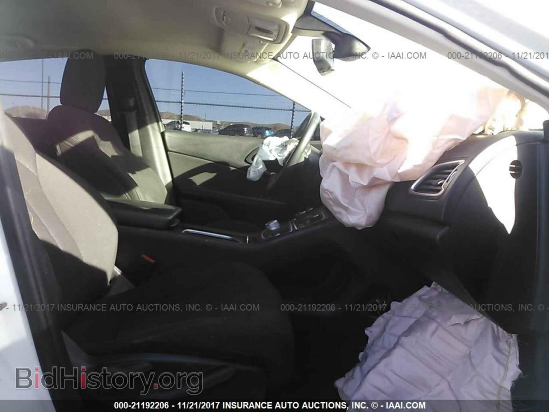 2015 Chrysler 200 - VIN: 1C3CCCAB3FN642105 - Фото 5