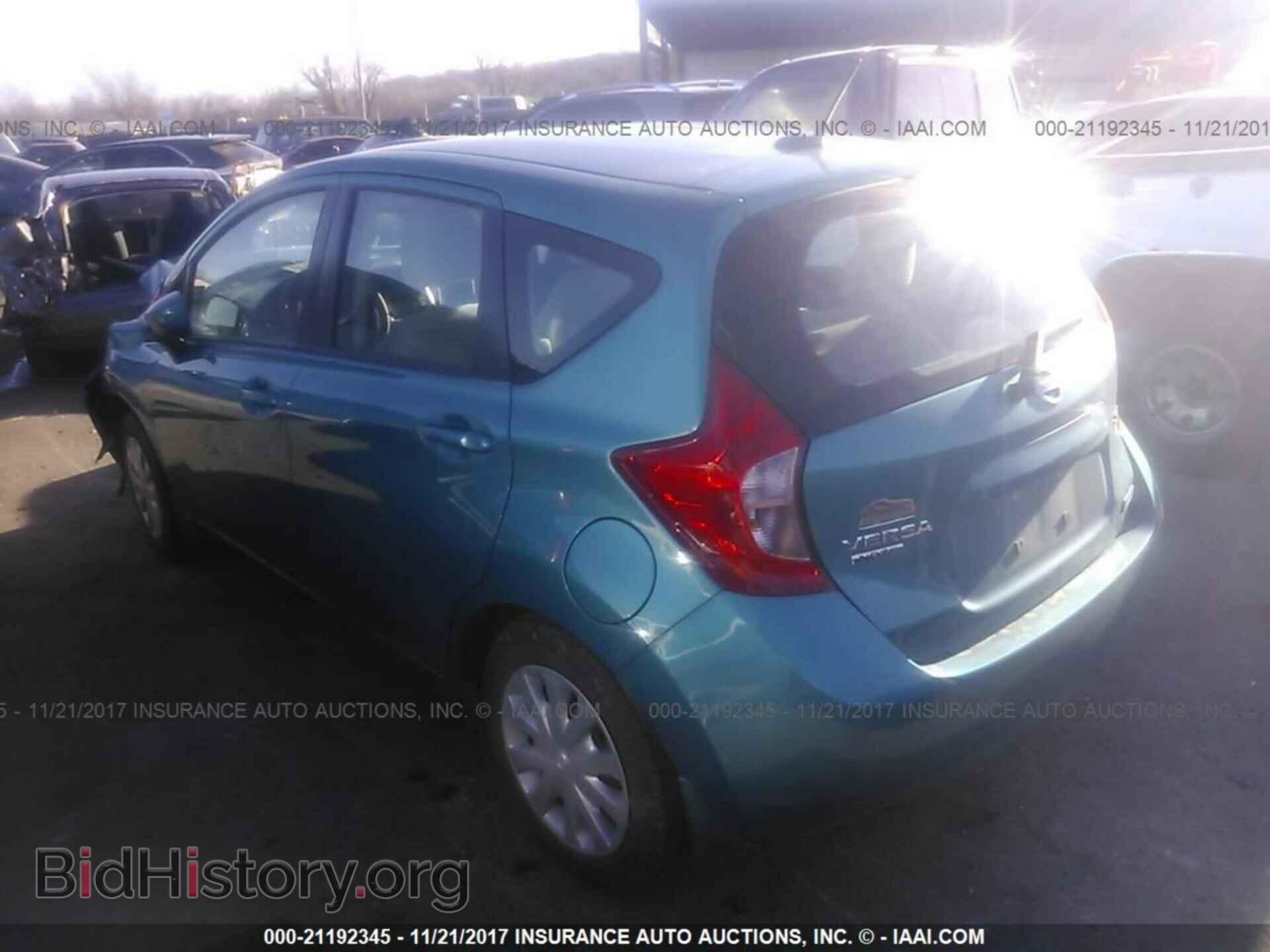2015 Nissan Versa note - VIN: 3N1CE2CPXFL395192 - Фото 3