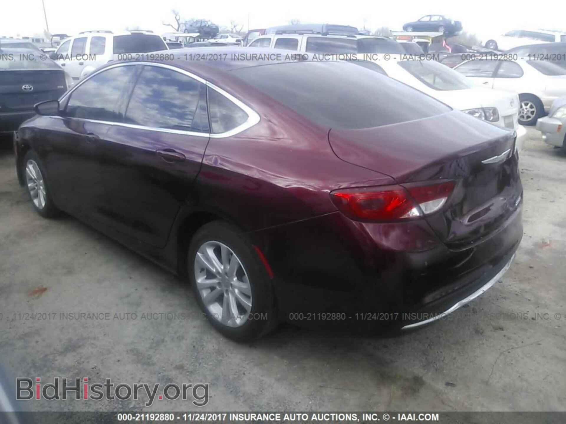 2015 Chrysler 200 - VIN: 1C3CCCABXFN652615 - Photo 3