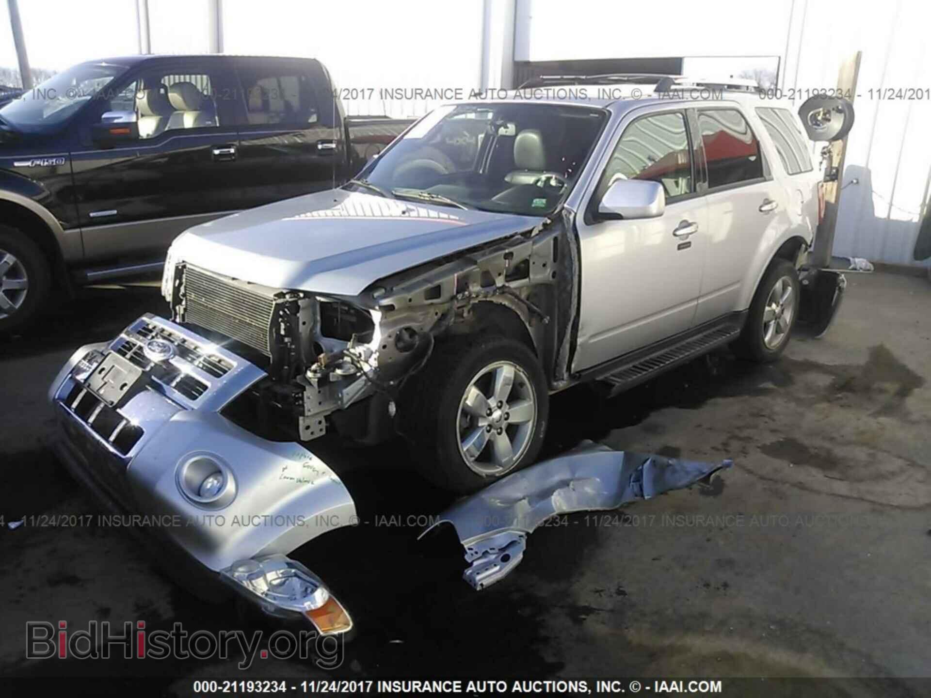 2012 Ford Escape - VIN: 1FMCU9EG1CKC25964 - Фото 2