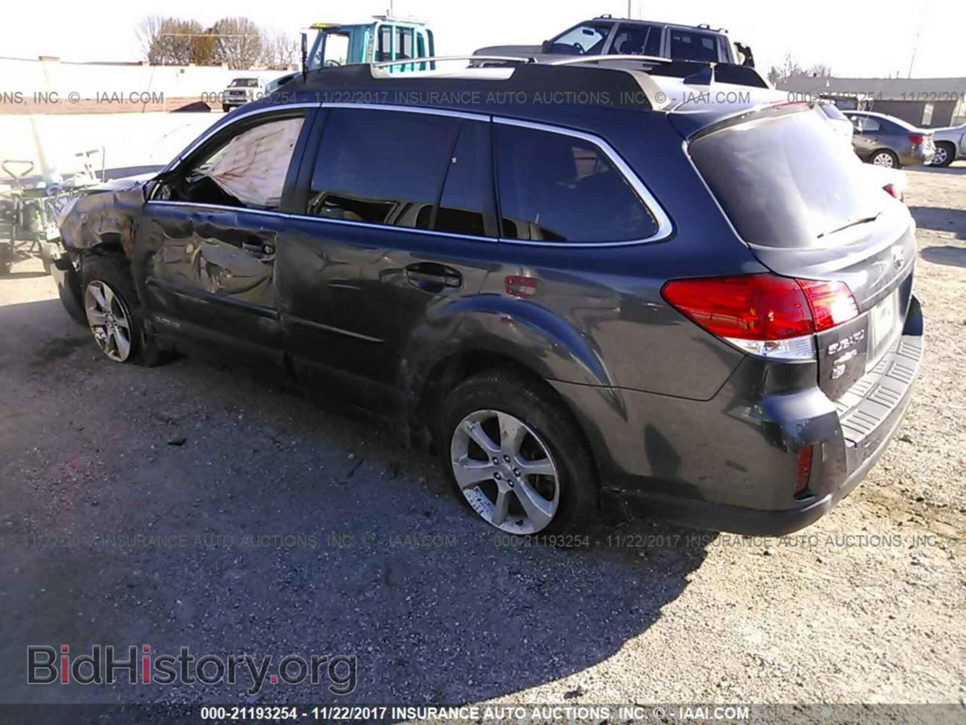 2013 Subaru Outback - VIN: 4S4BRBJC3D3202334 - Фото 3