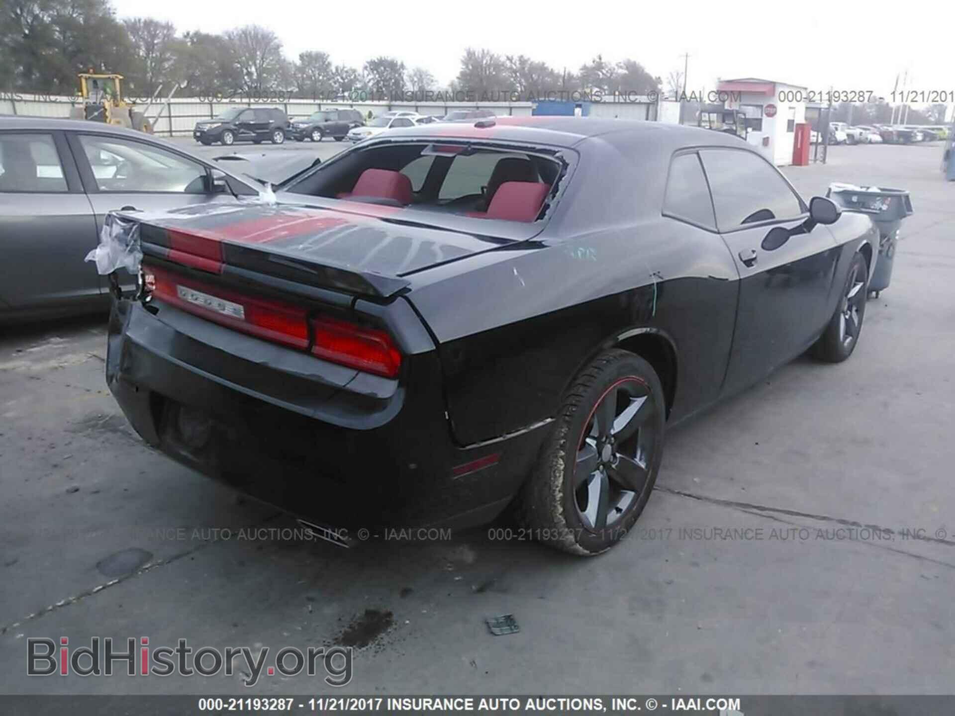 2014 Dodge Challenger - VIN: 2C3CDYAG0EH181913 - Фото 4