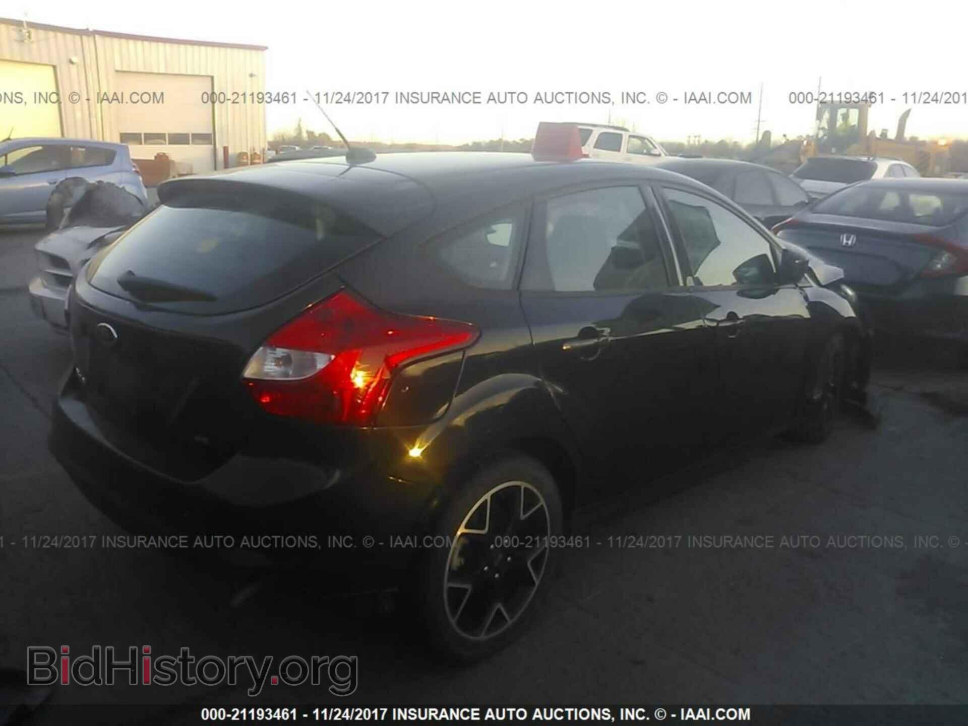 2012 Ford Focus - VIN: 1FAHP3K26CL429618 - Фото 4