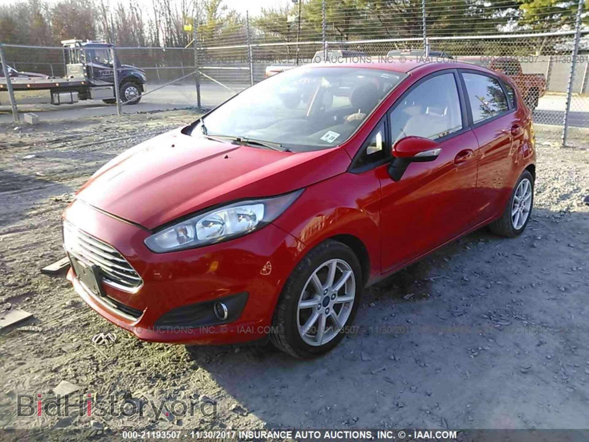 2014 Ford Fiesta - VIN: 3FADP4EJ7EM217884 - Фото 2
