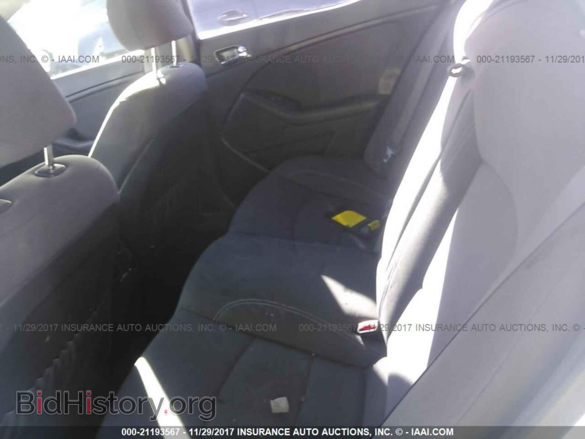 2013 Kia Optima - VIN: KNAGM4AD3D5041756 - Photo 8