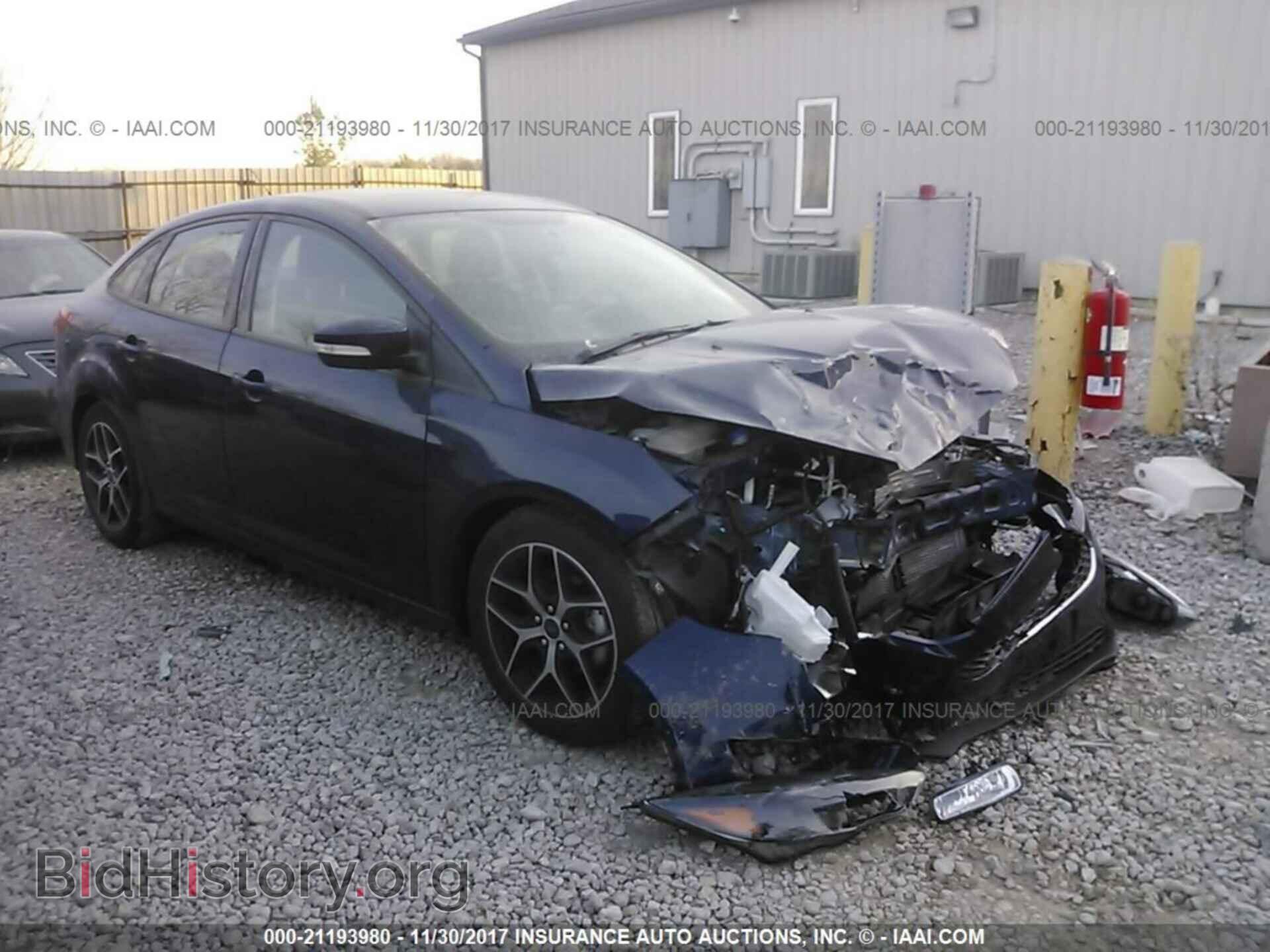Photo 1FADP3H25HL204264 - Ford Focus 2017