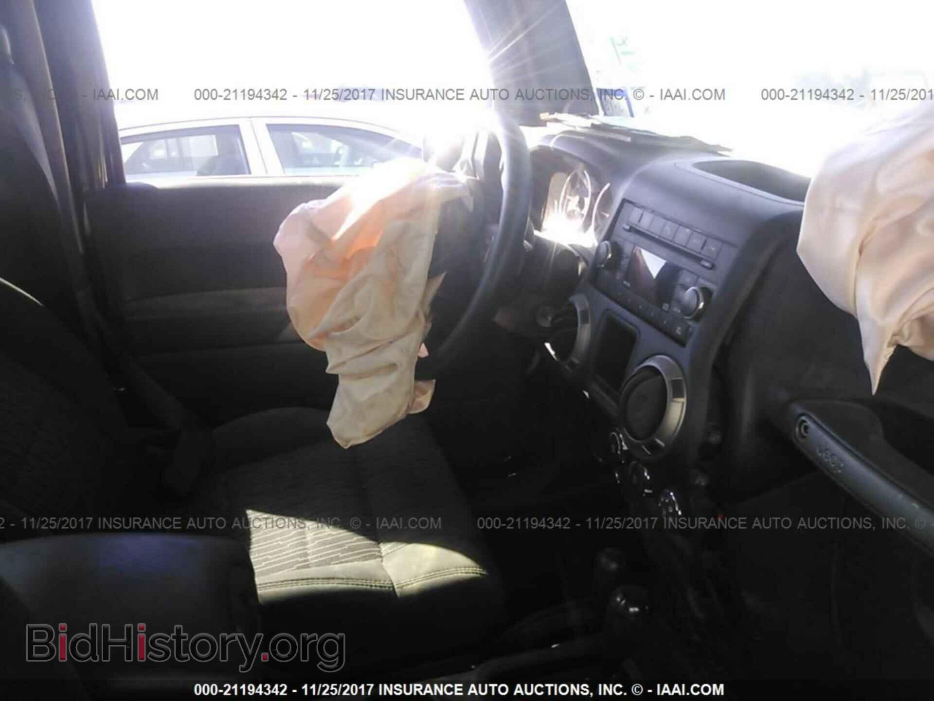 2011 Jeep Wrangler - VIN: 1J4AA2D15BL513773 - Фото 5